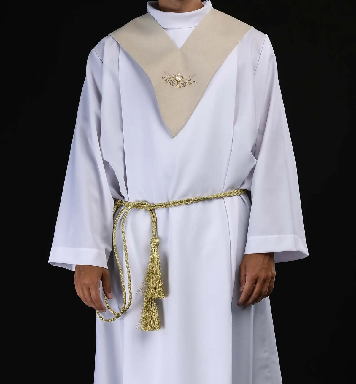 Écru scapulaire de lecteur avec broderie d’un calice eucharistique, vue de face