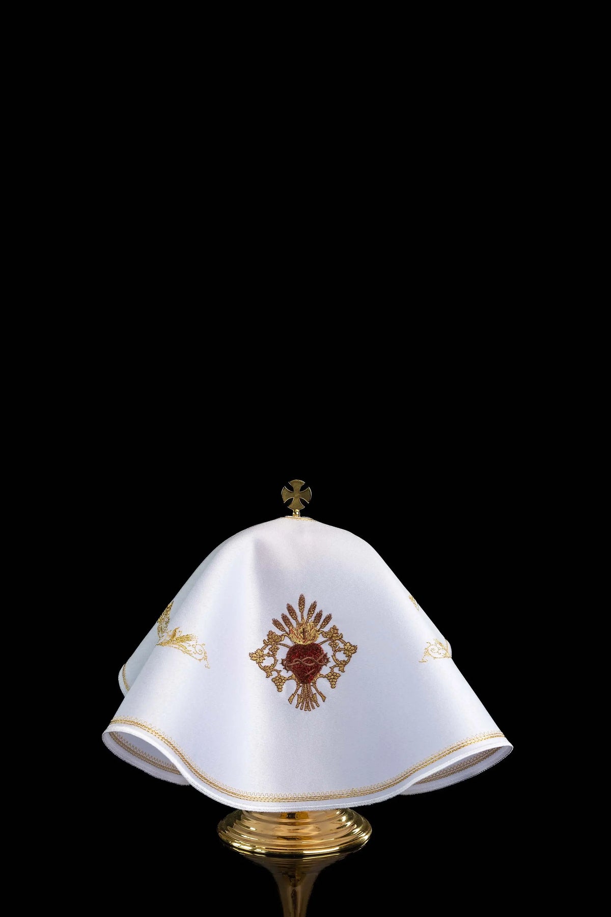 Blanc voile de ciboire avec Sacré-Cœur de Jésus, vue arrière