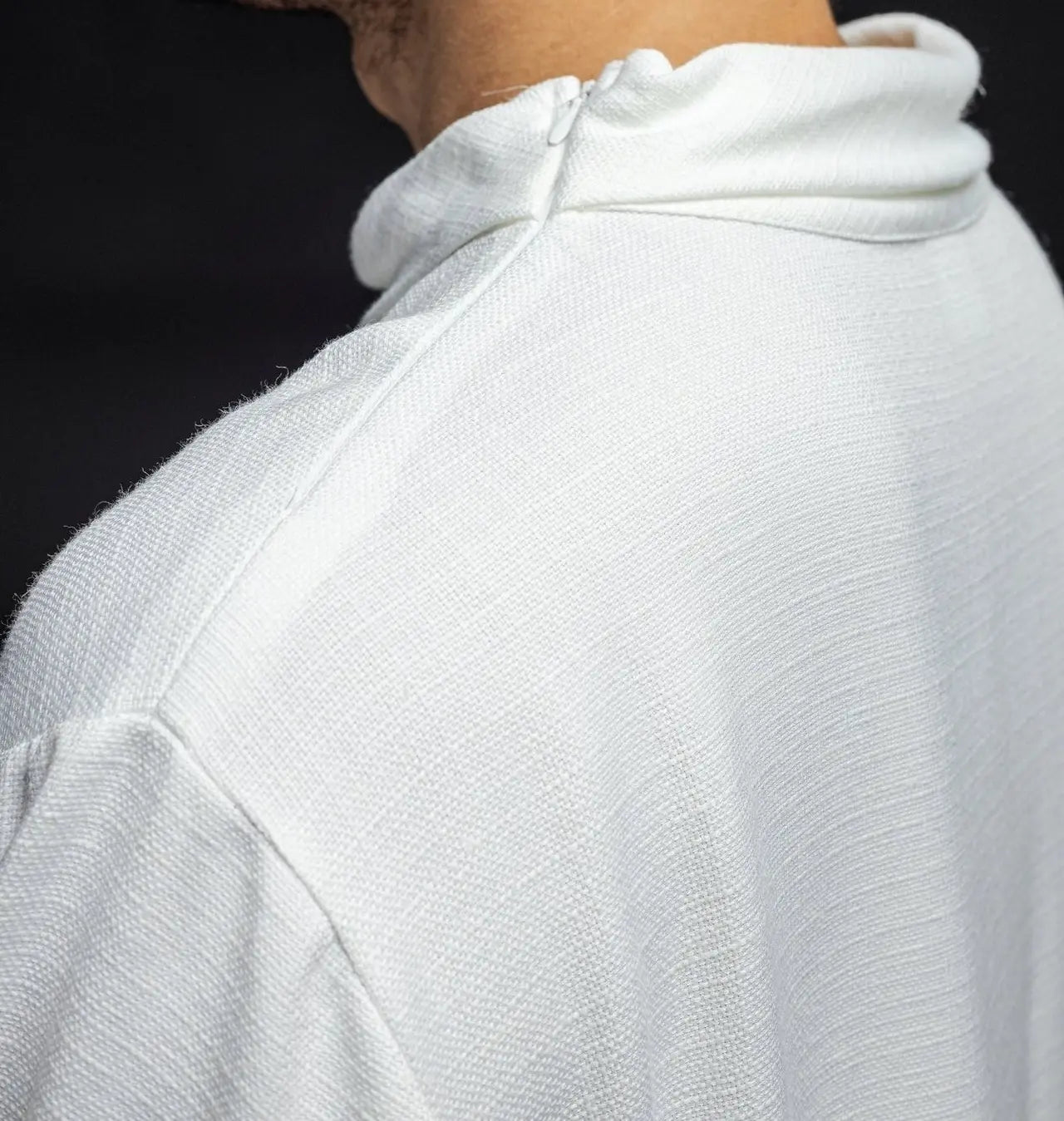 Linen priest's alb in natural weave fabric white