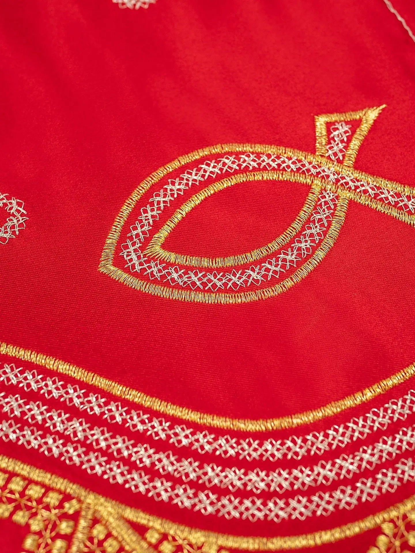 Mètre avec broderie avant PAX Rouge