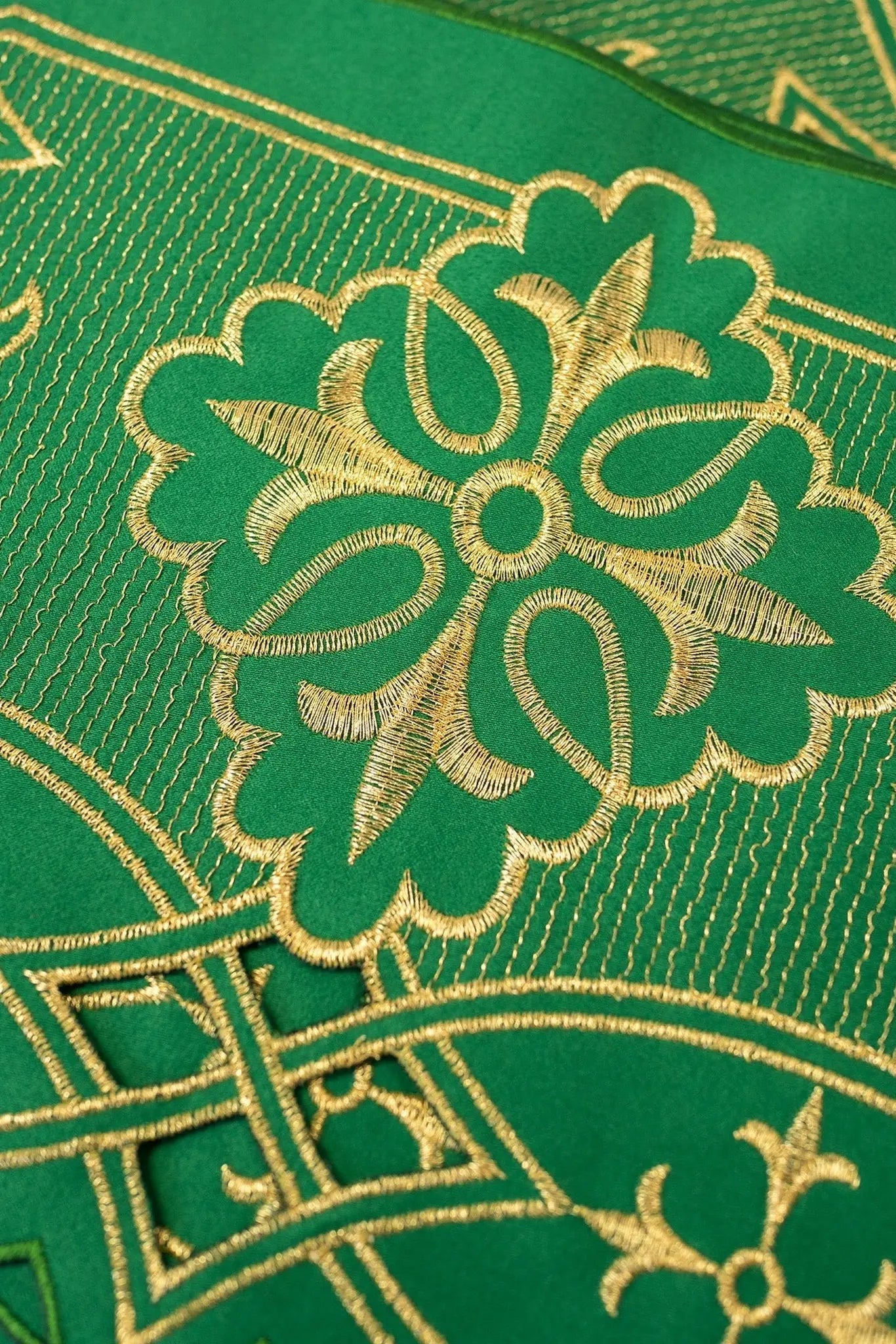 Mètre avec broderie avant Rosette Verte