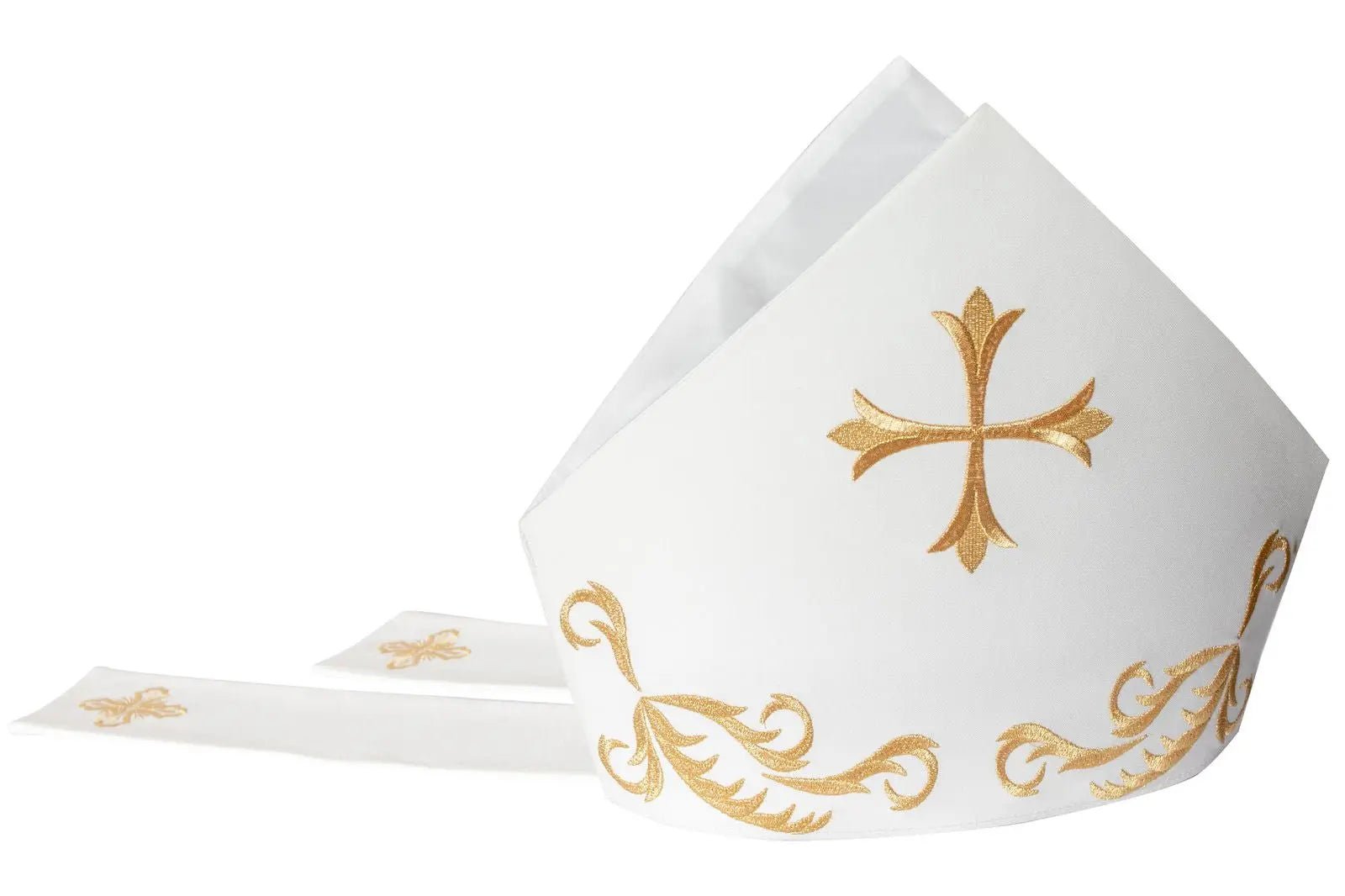 Mitre brodée décorée d'une croix en or