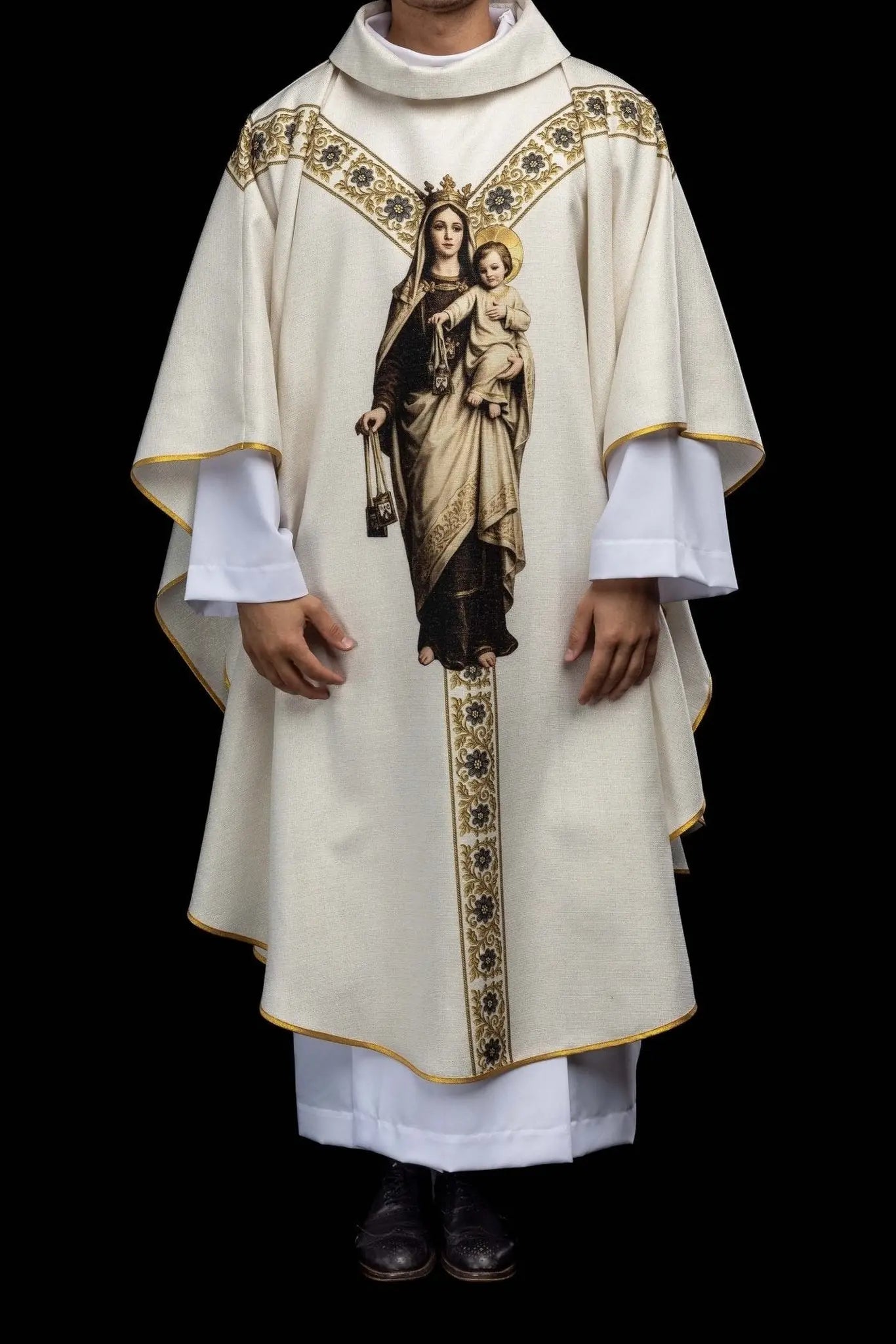 Ecru chasuble with printed image of Our Lady of the Scapular