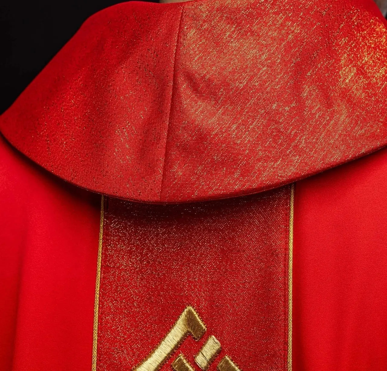 Embroidered chasuble Red with gold Cross motif