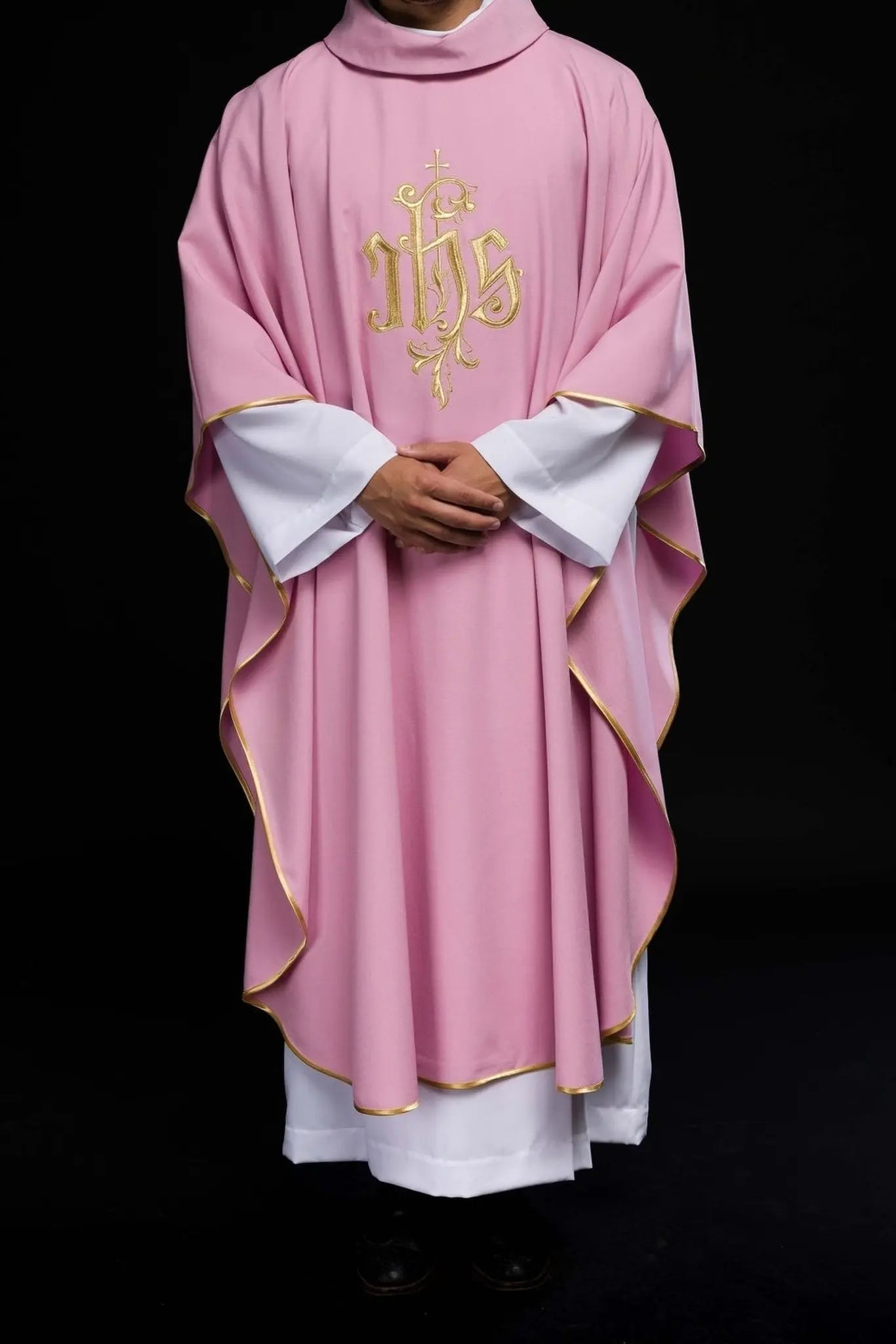 IHS embroidered chasuble in pink