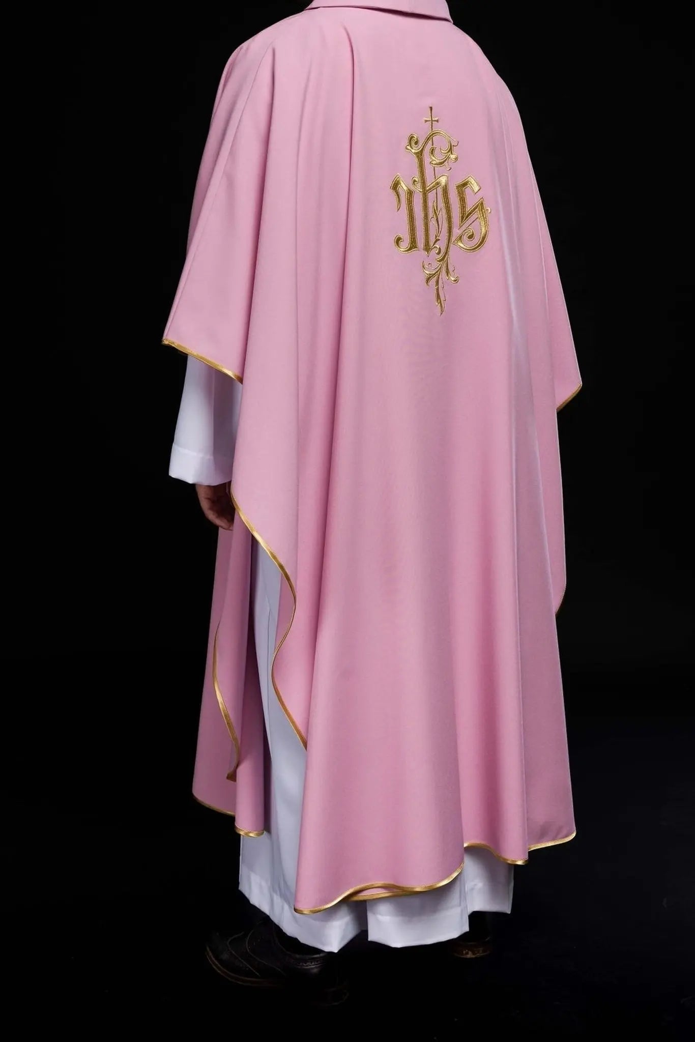IHS embroidered chasuble in pink