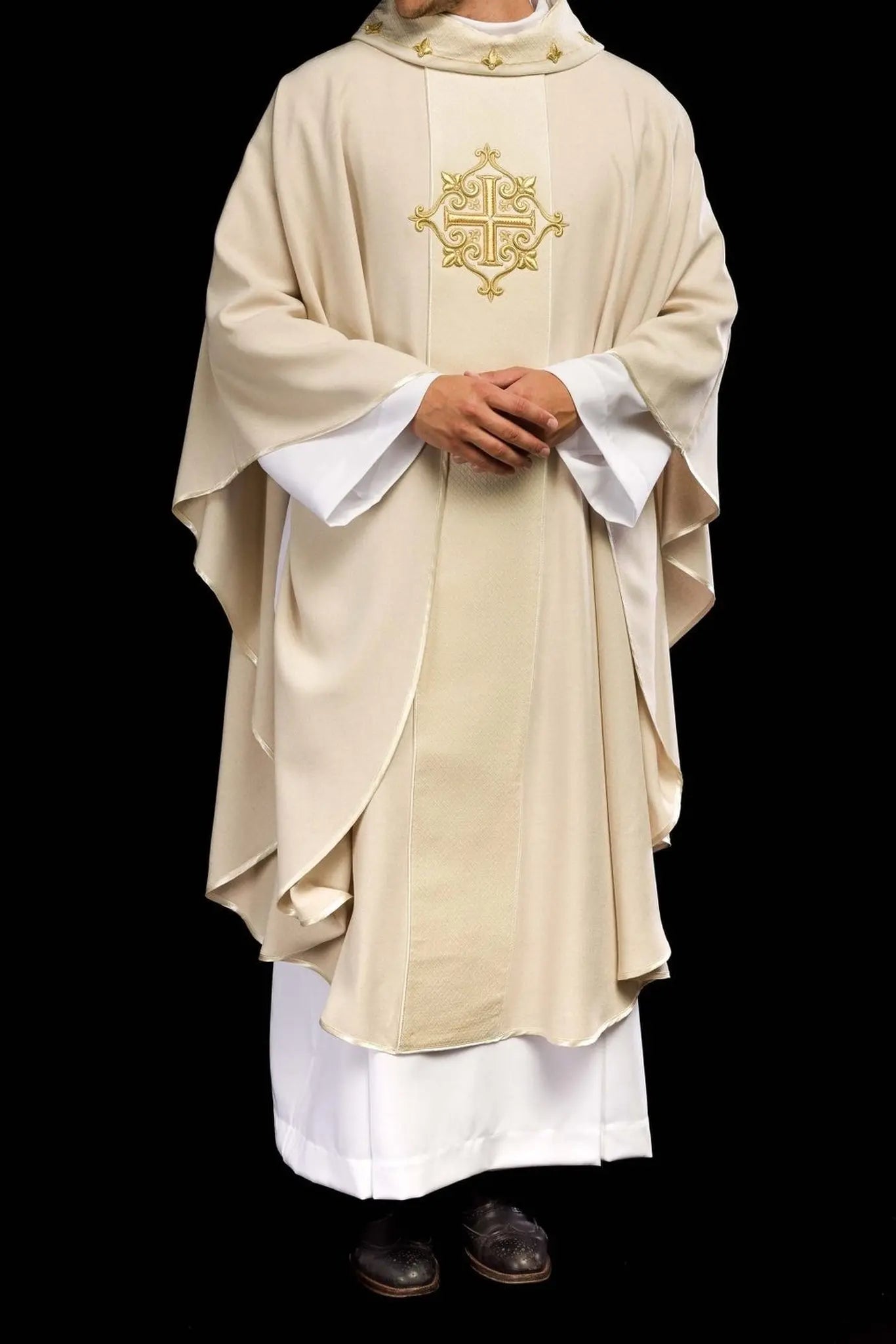 Chasuble embroidered on velvet with symbol Cross Ecru