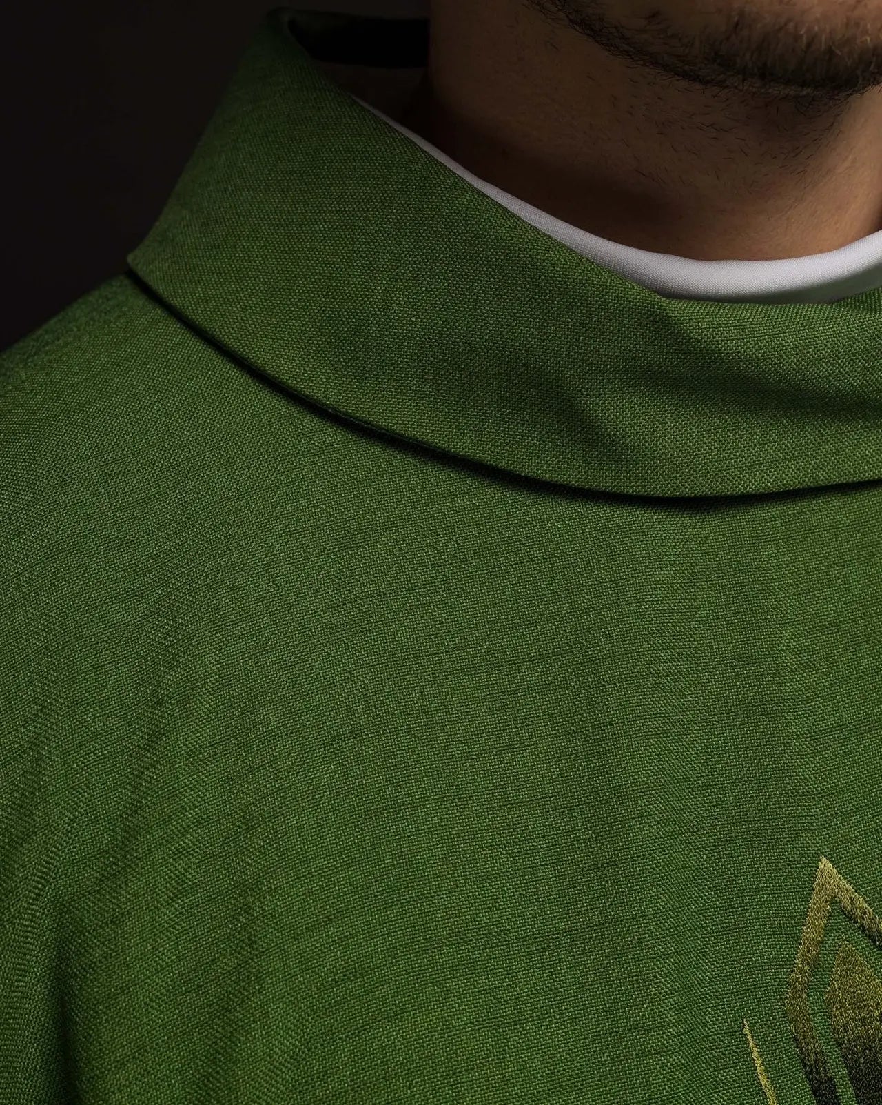Chasuble brodée en vert