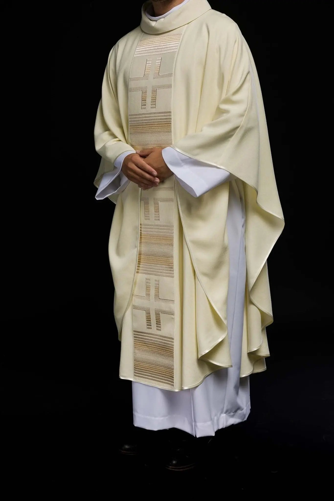 Embroidered chasuble with Crosses