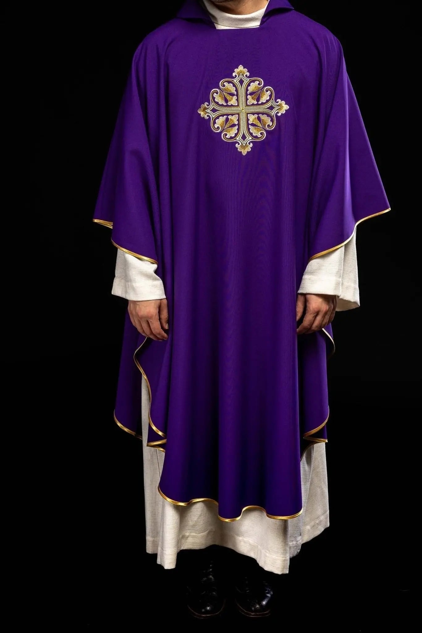 Embroidered Purple Chasuble with Decorated Cross and Wide Collar