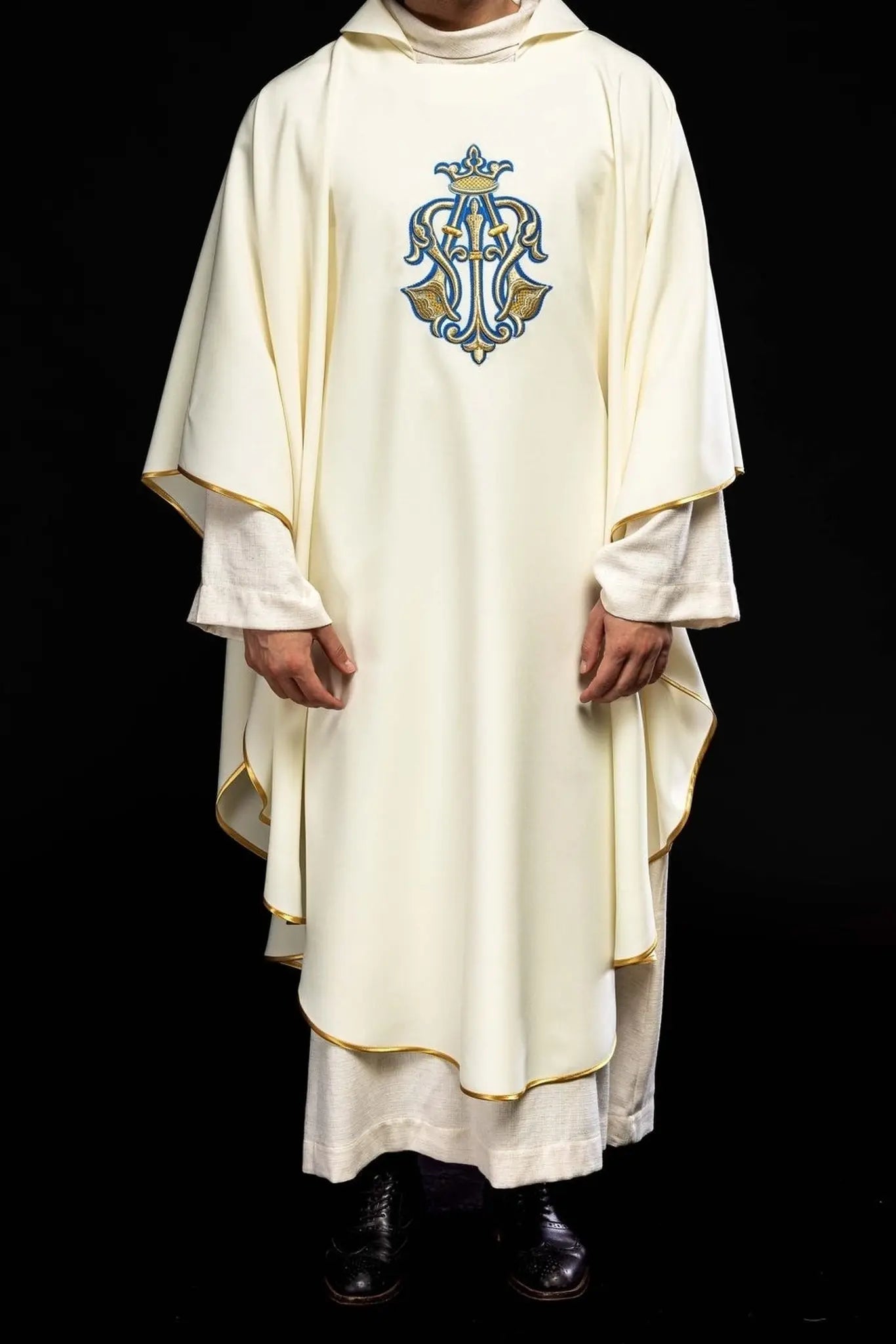 Embroidered Ecru Chasuble with Marian Symbol and Wide Collar