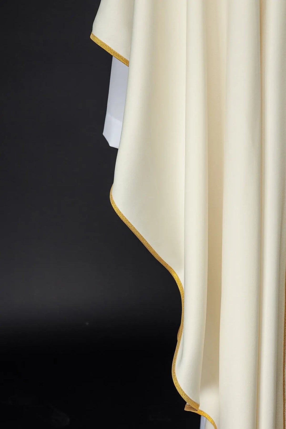 Embroidered chasuble with the image of Our Lady of Guadalupe