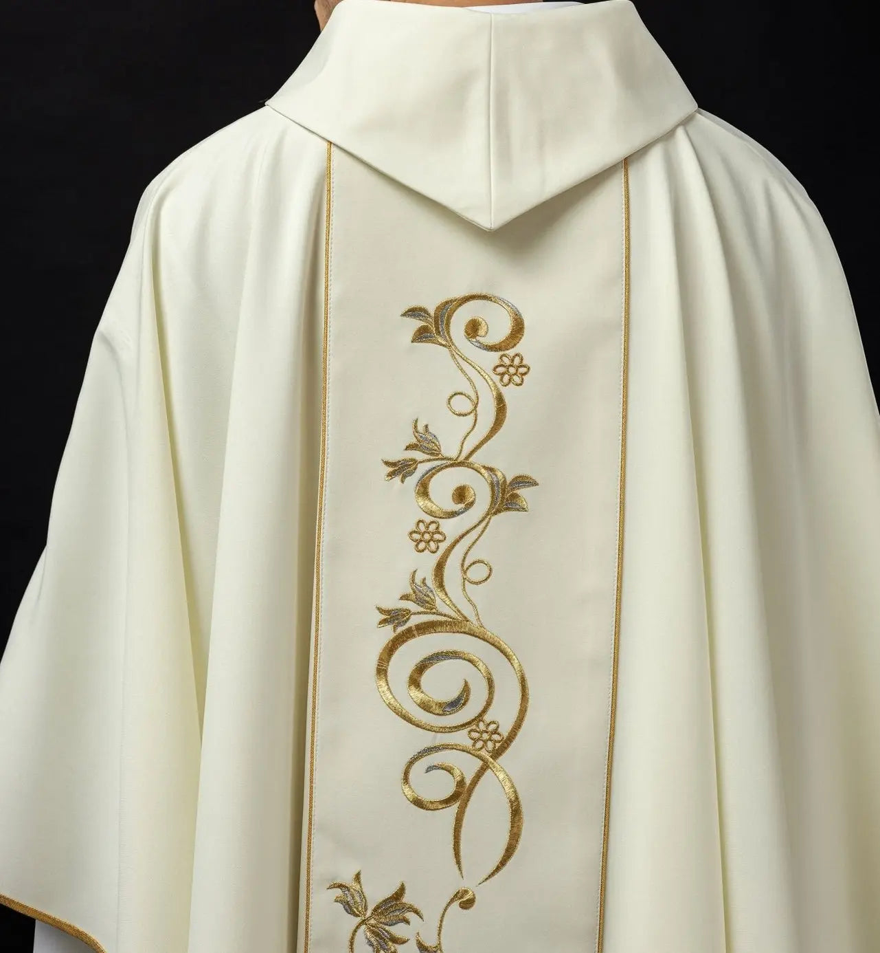Embroidered chasuble with the image of St. Joseph