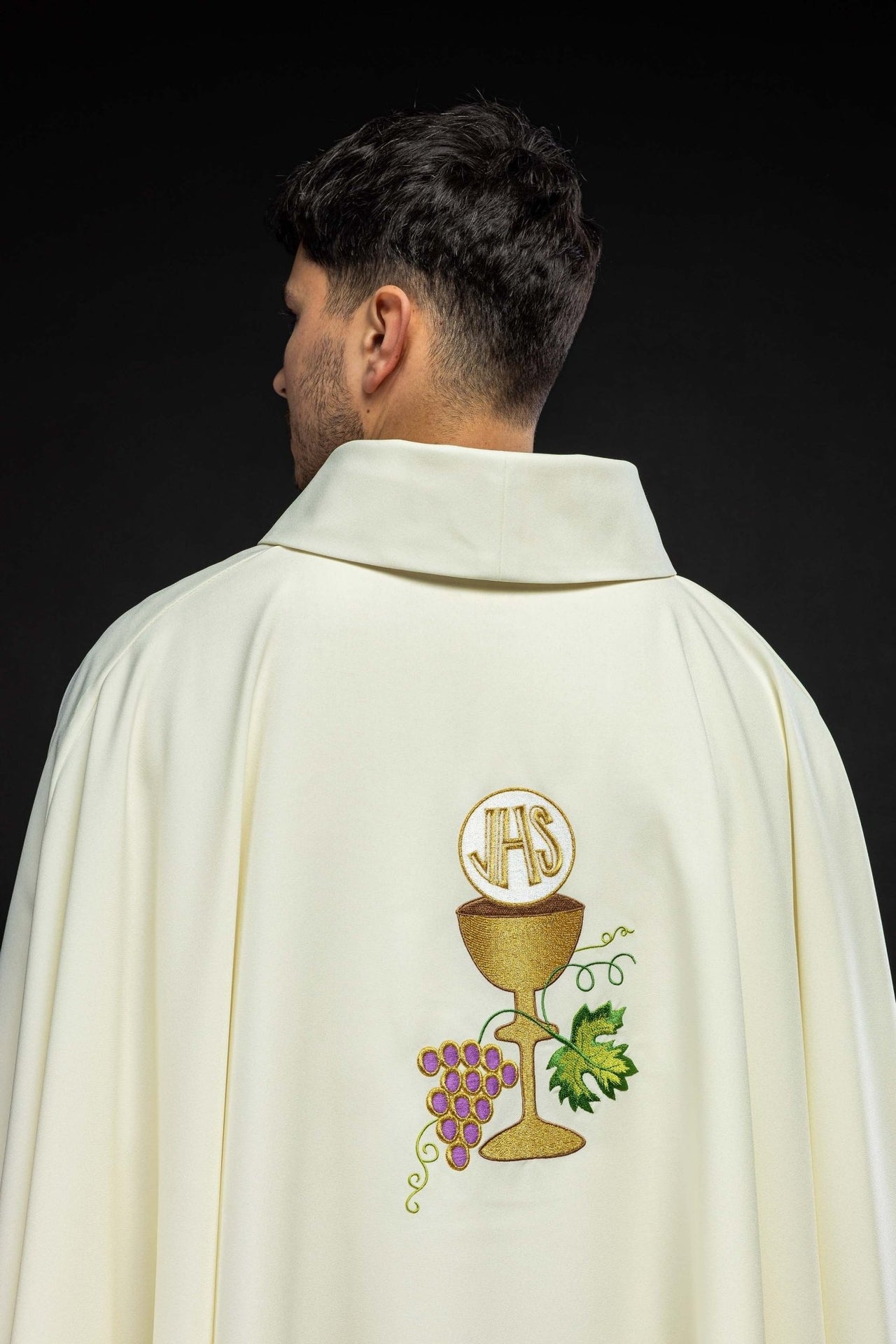 Ornat kielich Krzyż i winogrona ecru