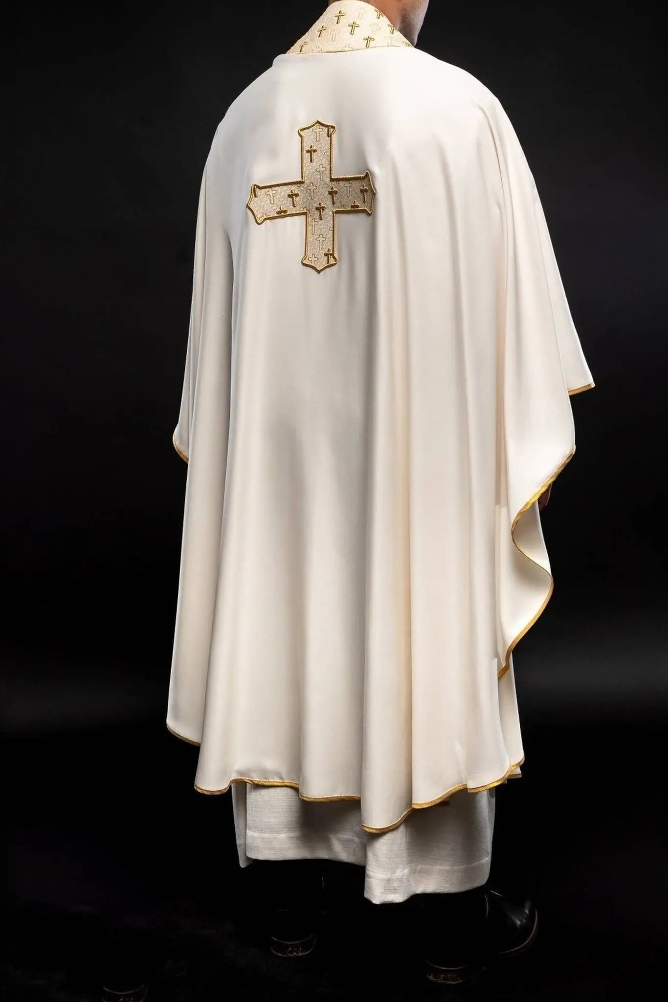 Chasuble with richly embroidered cross and ecru collar