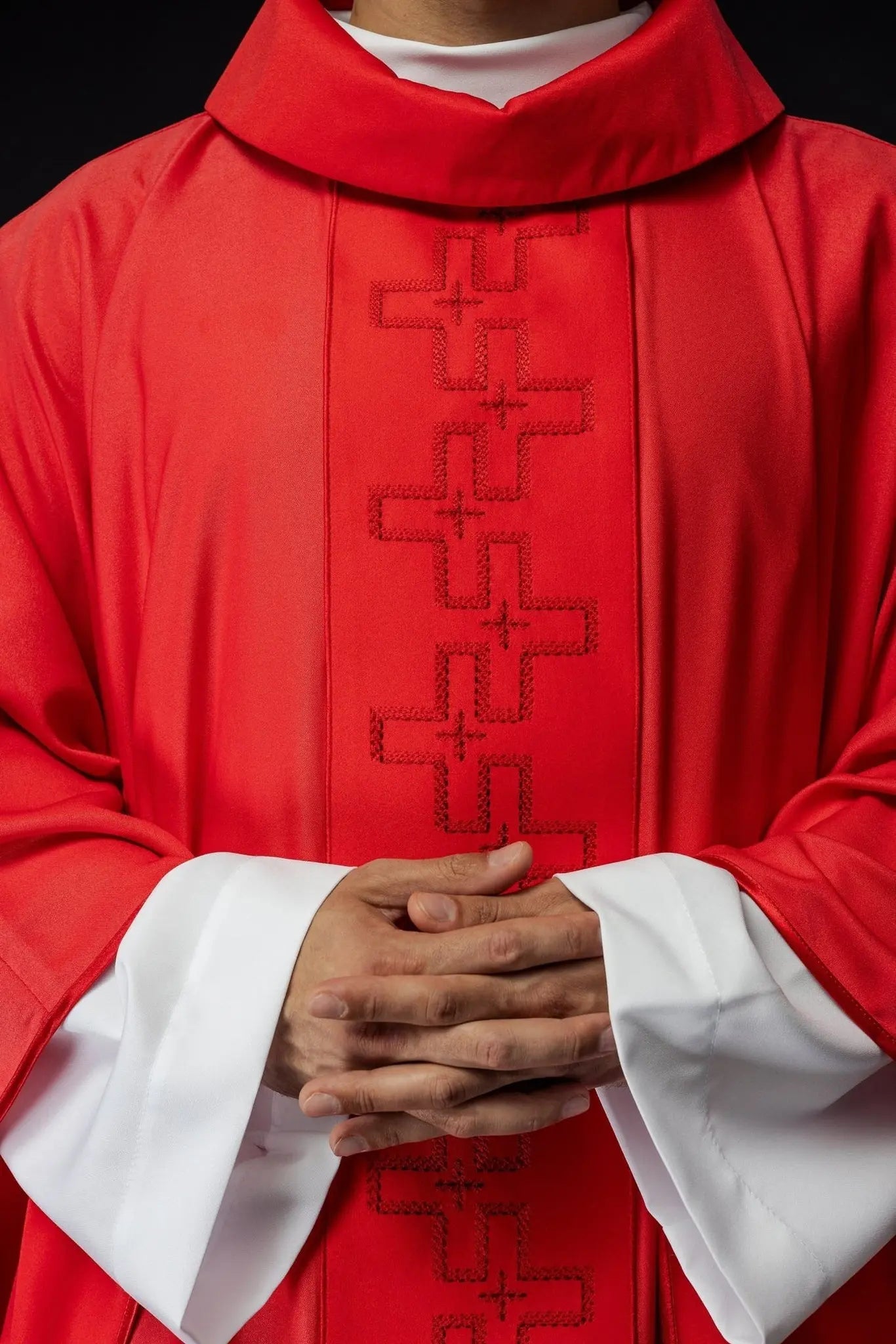 Chasuble with richly embroidered belt in red cross embroidery