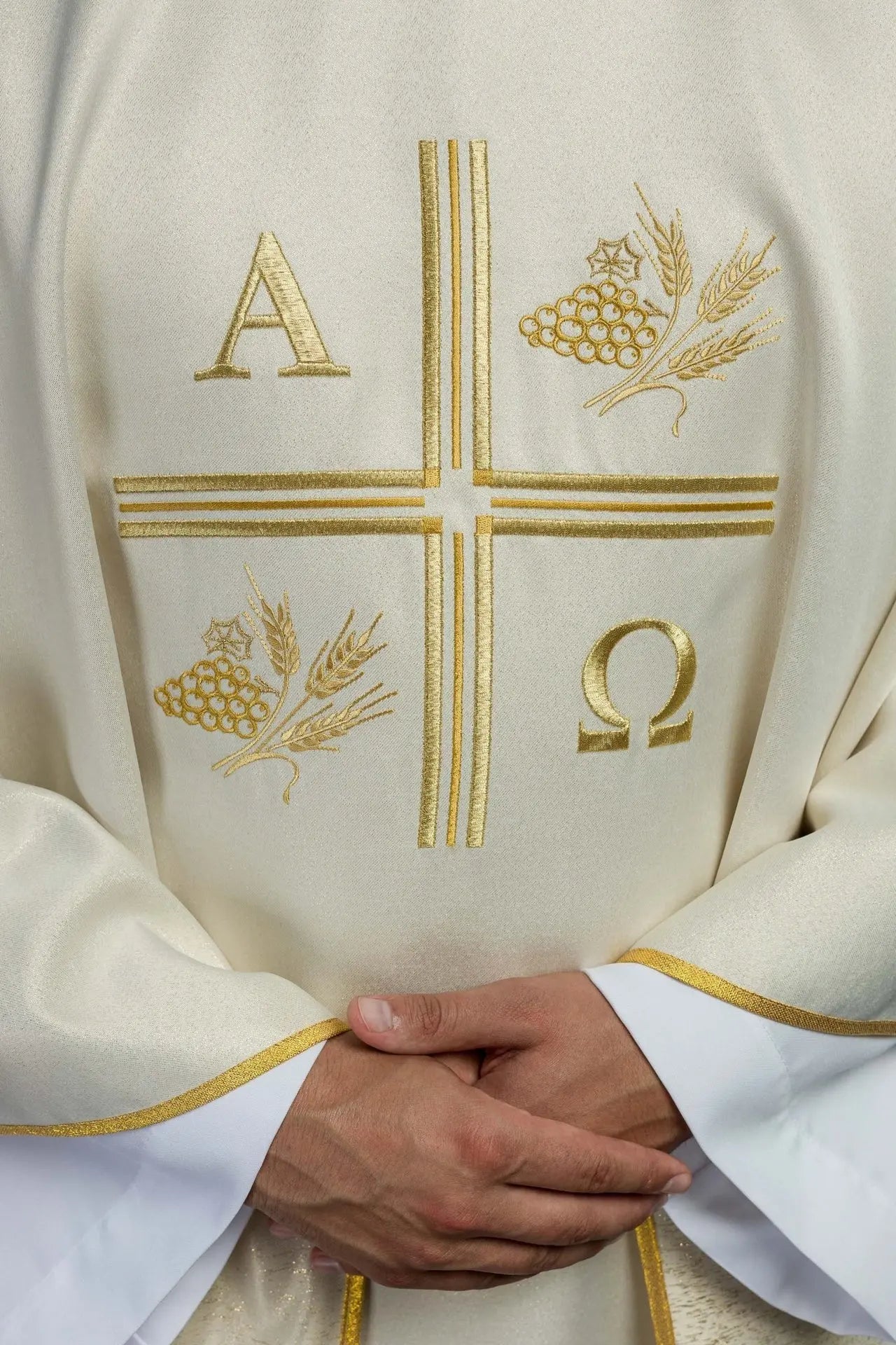 Chasuble with embroidered cross and motifs of Alpha and Omega and ears in ecru colour