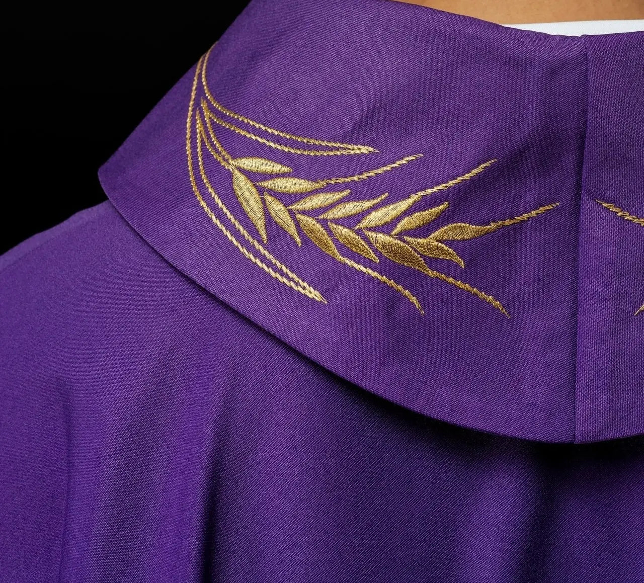 Chasuble with embroidered cross and ear motifs in purple