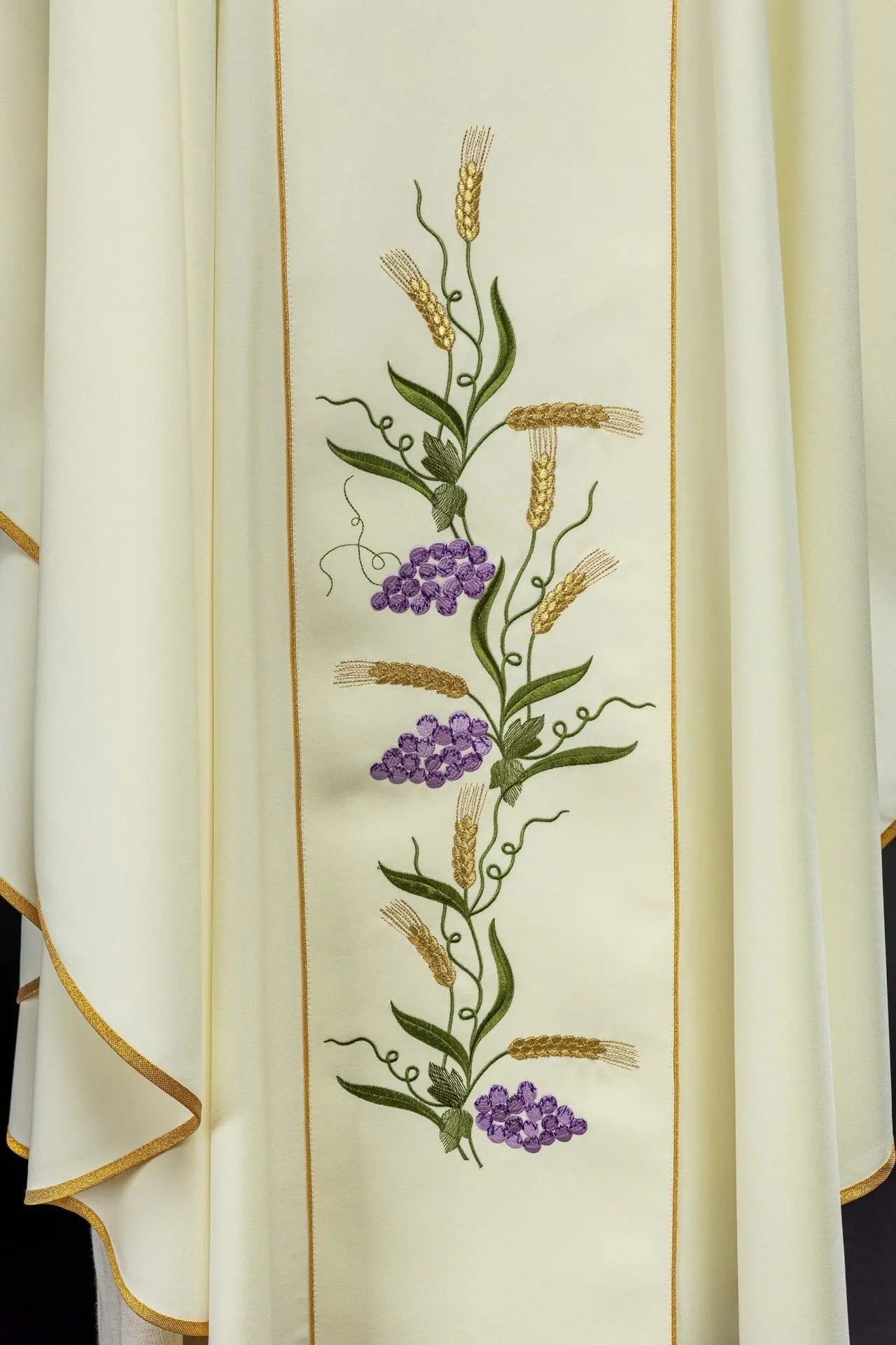 Chasuble with decorated IHS belt of grapes and ears and gold piping
