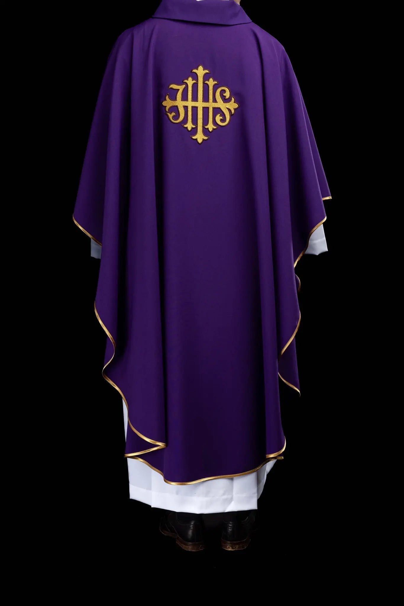 Purple chasuble with IHS embroidery - HAFTINA ATELIER