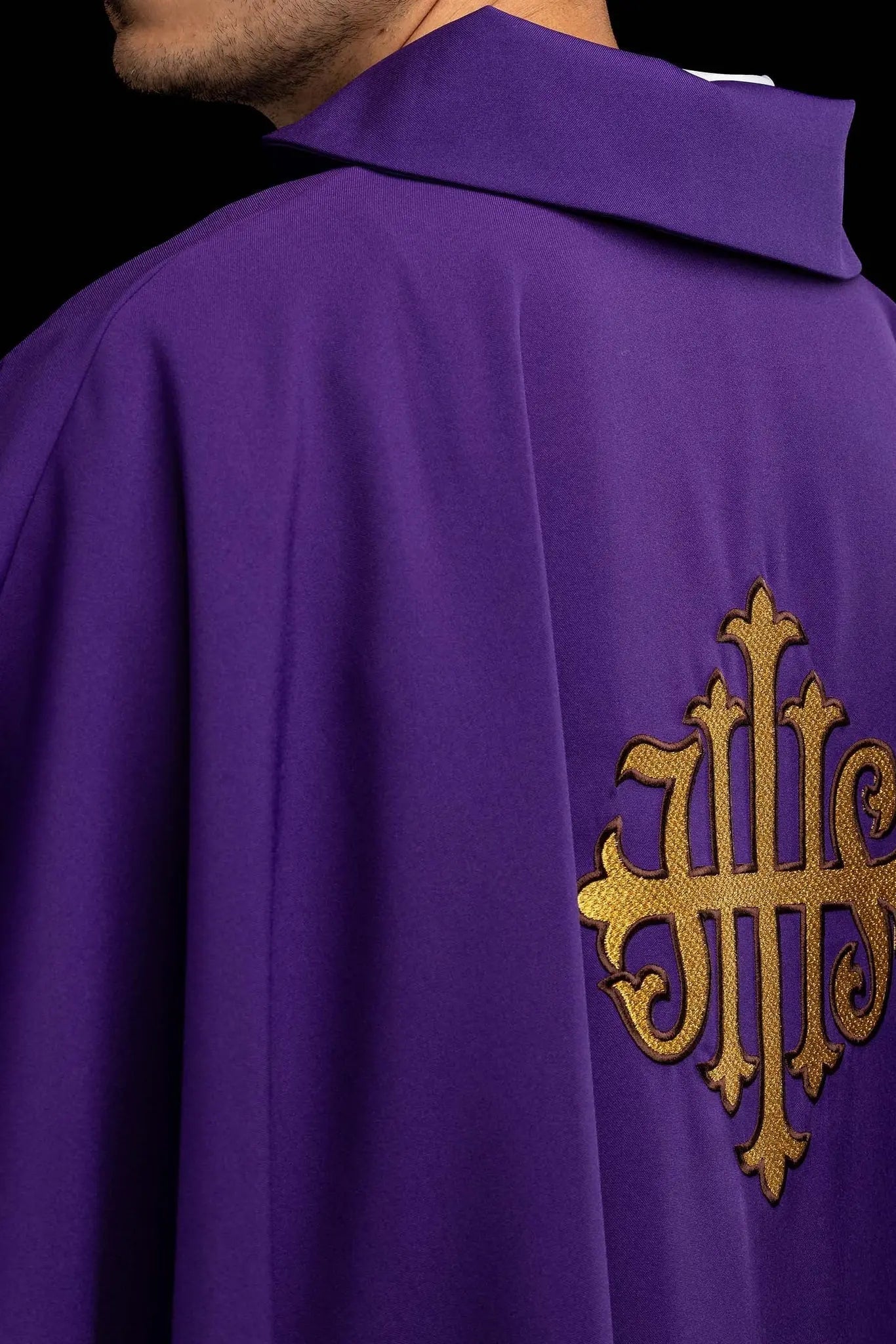 Purple chasuble with IHS embroidery - HAFTINA ATELIER