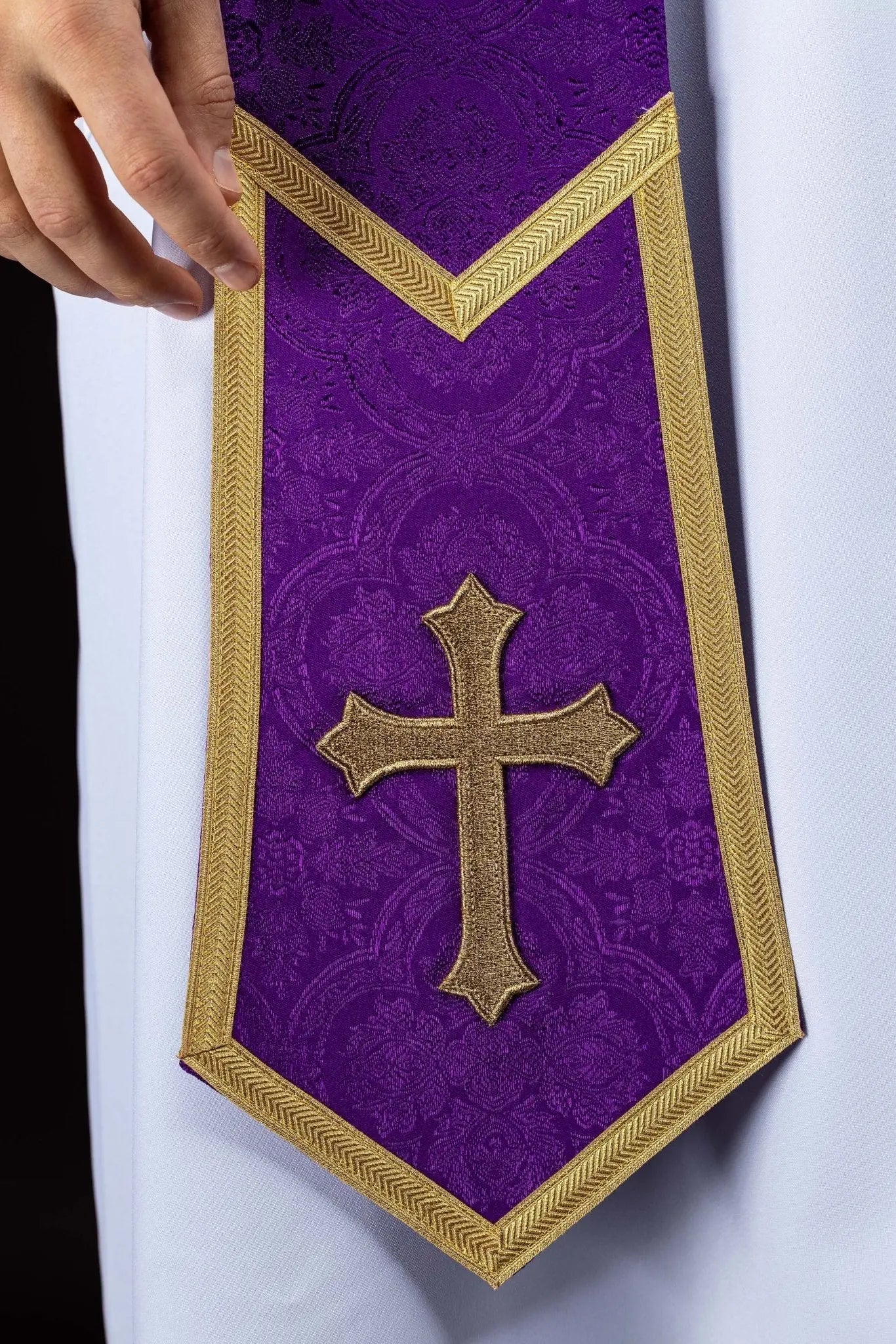Purple Jacquard Stole with Embroidered Cross - HAFTINA ATELIER