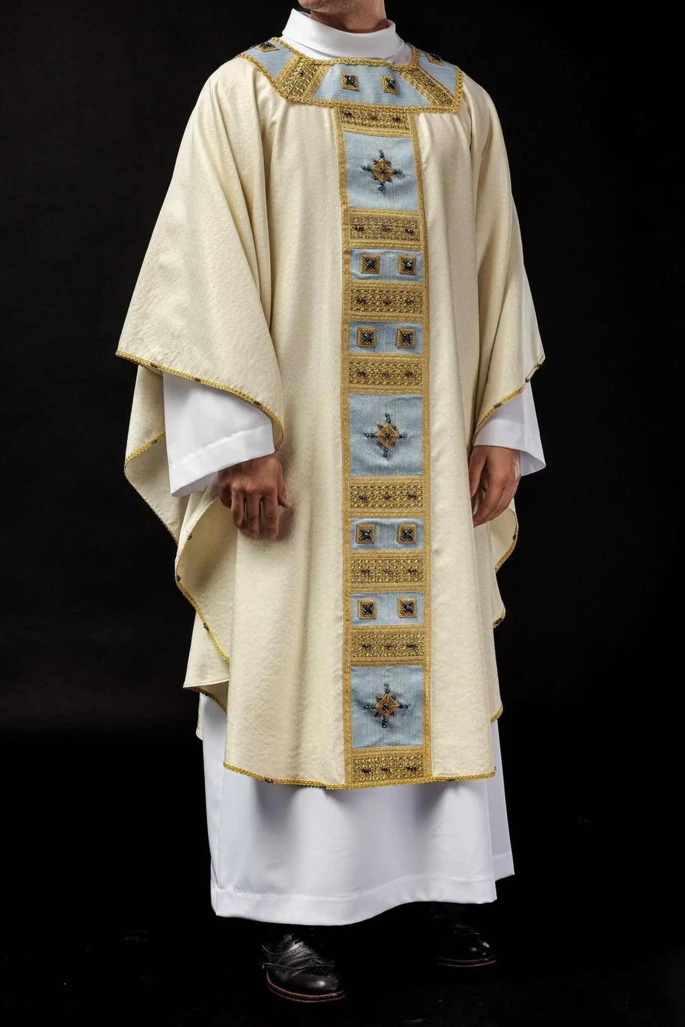 Handmade Marian Chasuble with Natural Stones – Handmade 7004 Collection