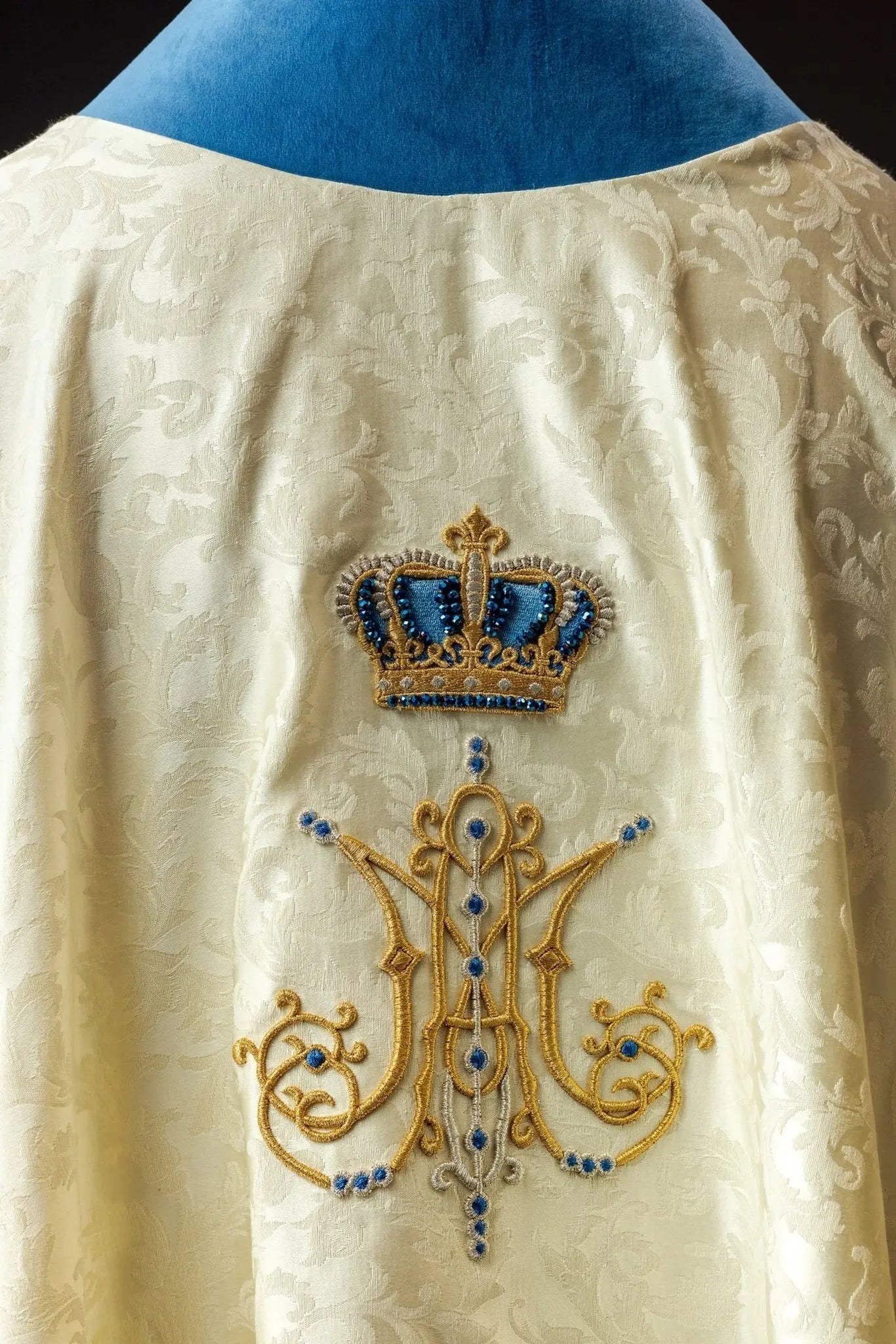 Handmade Marian Chasuble with Natural Stones – Model 7006