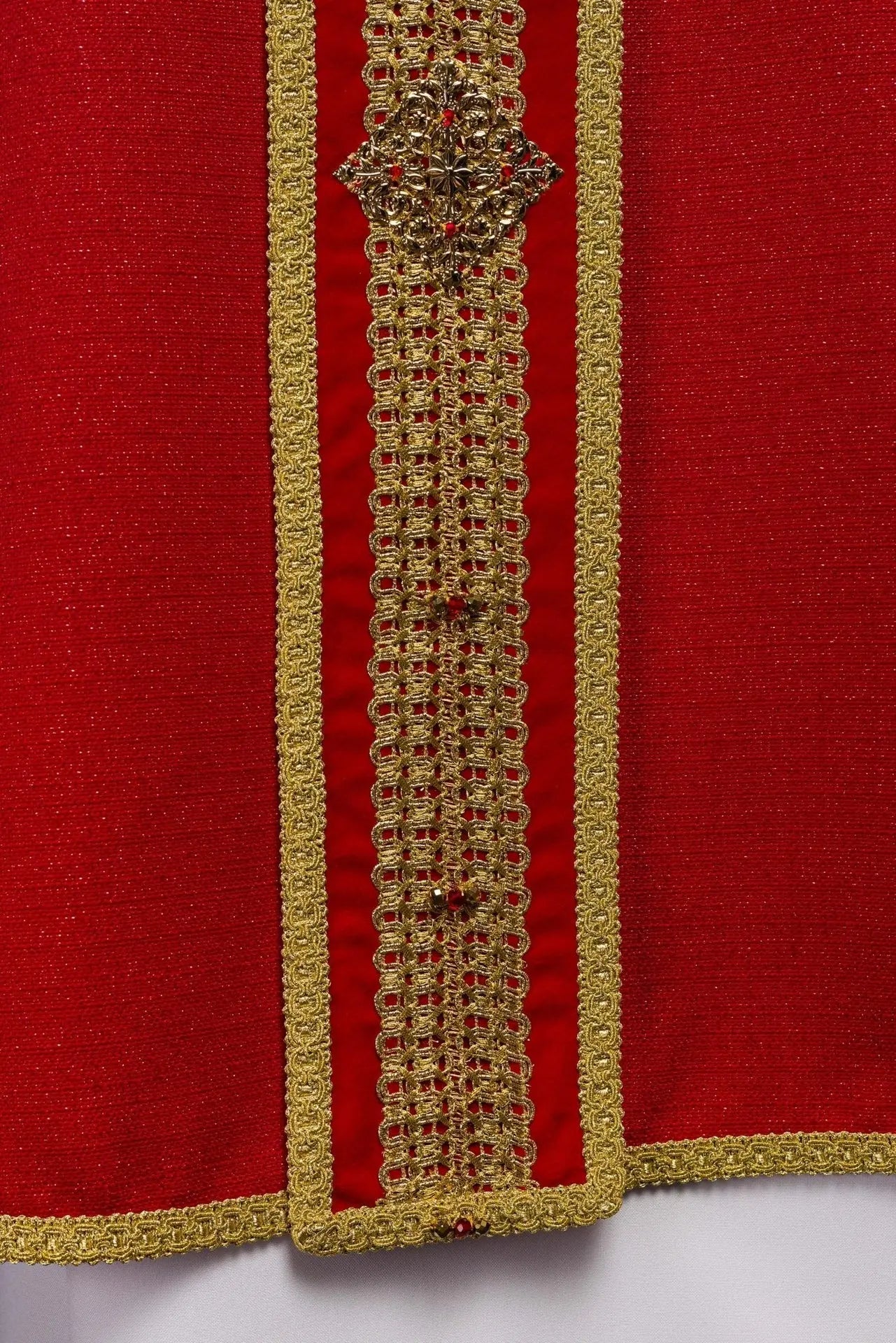 Handmade Chasuble with Natural Stones – Collection Handmade 7001
