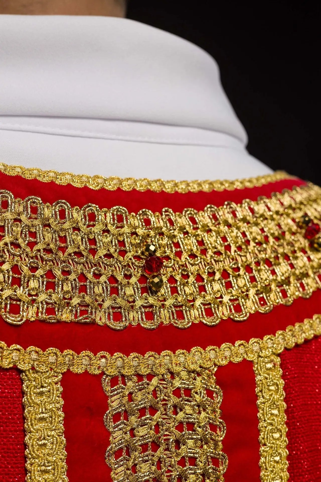 Handmade Chasuble with Natural Stones – Collection Handmade 7001