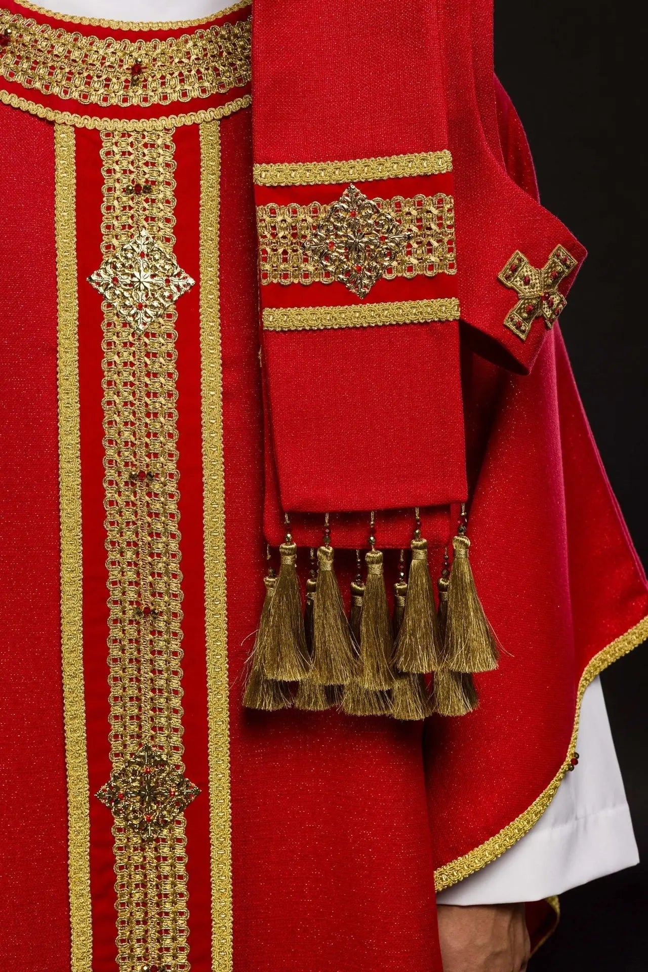 Handmade Chasuble with Natural Stones – Collection Handmade 7001