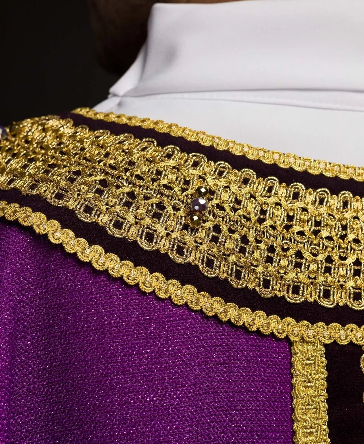 Chasuble faite main avec pierres naturelles – Collection Handmade 7001