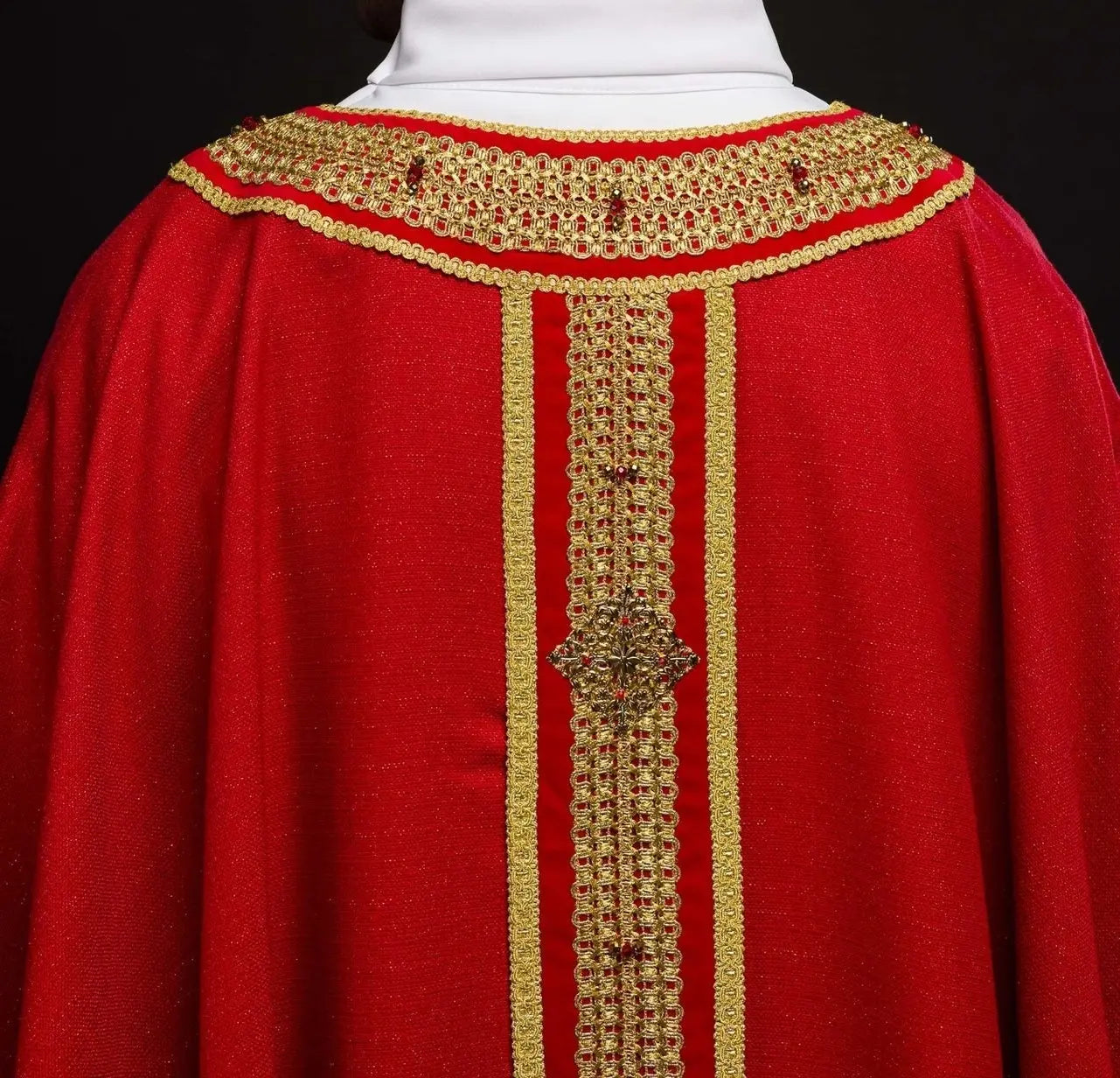 Handmade Chasuble with Natural Stones – Collection Handmade 7001
