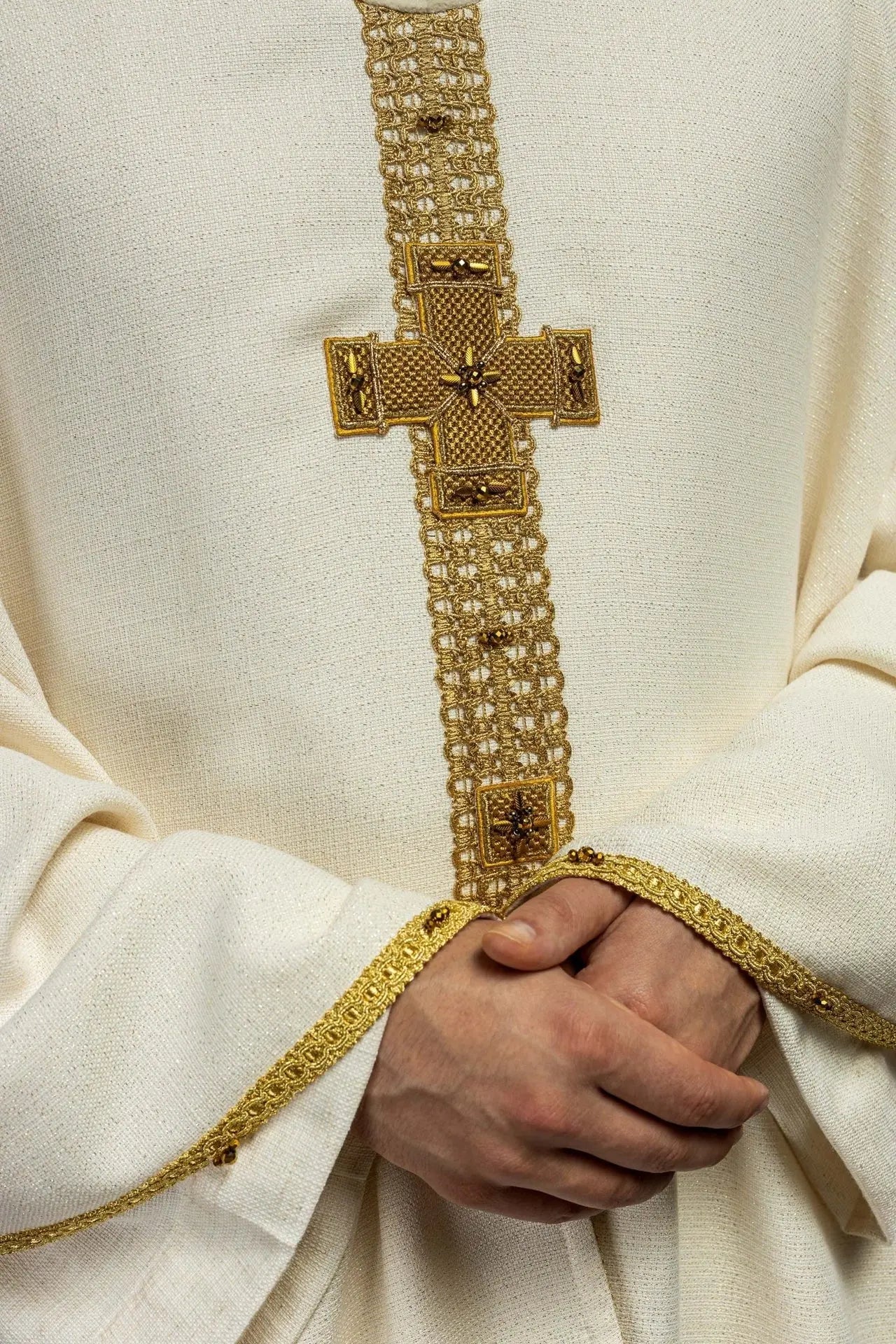 Handcrafted Chasuble with Natural Stones – Handmade Collection 7002