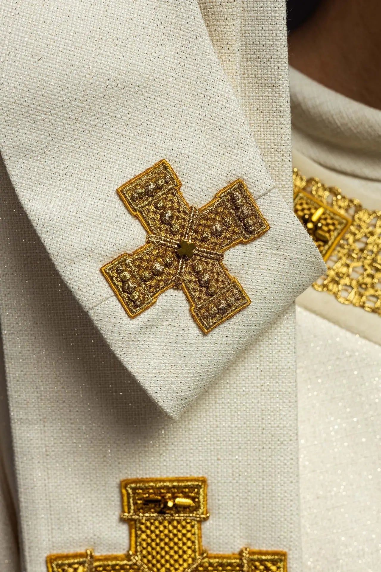 Handcrafted Chasuble with Natural Stones – Handmade Collection 7002