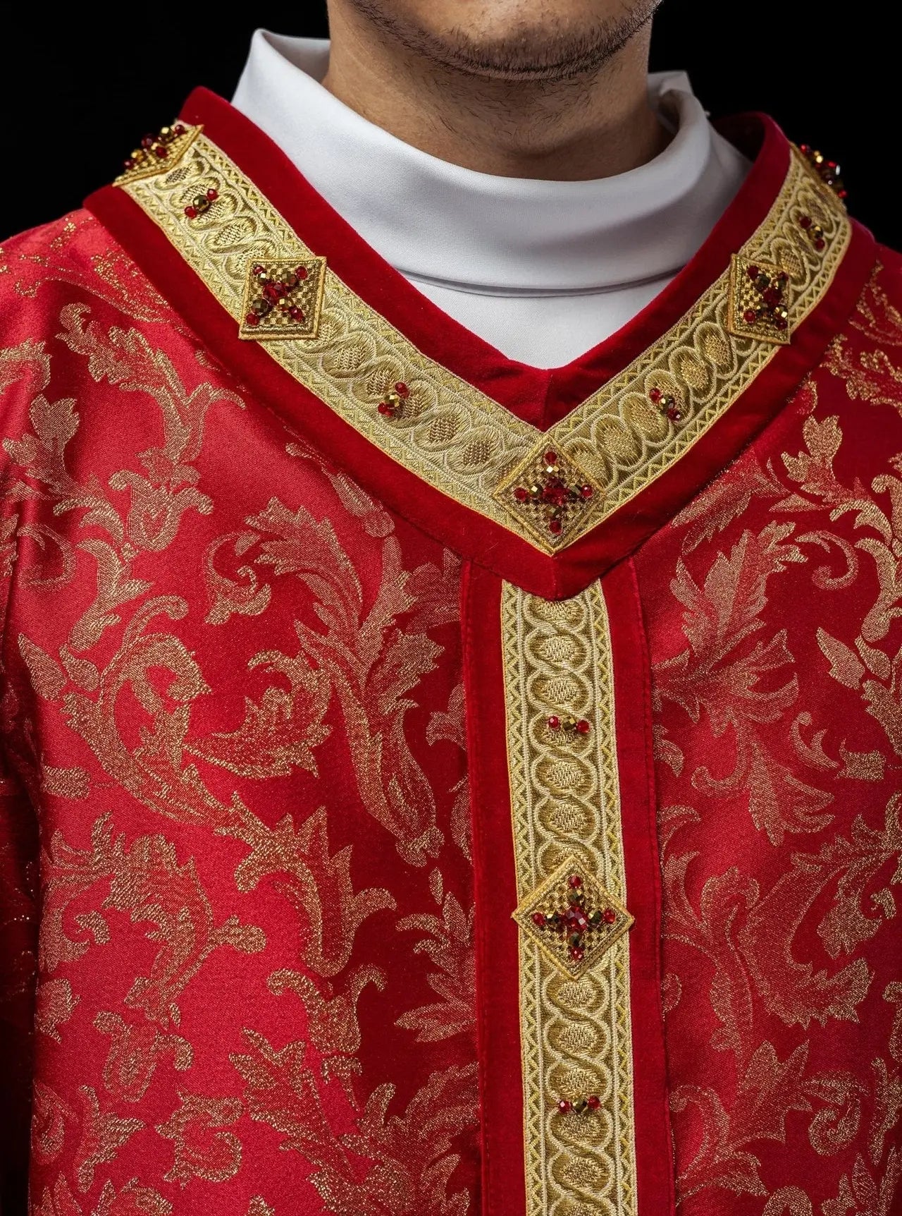 Handmade Chasuble with Natural Stones – Handmade 7003 Collection