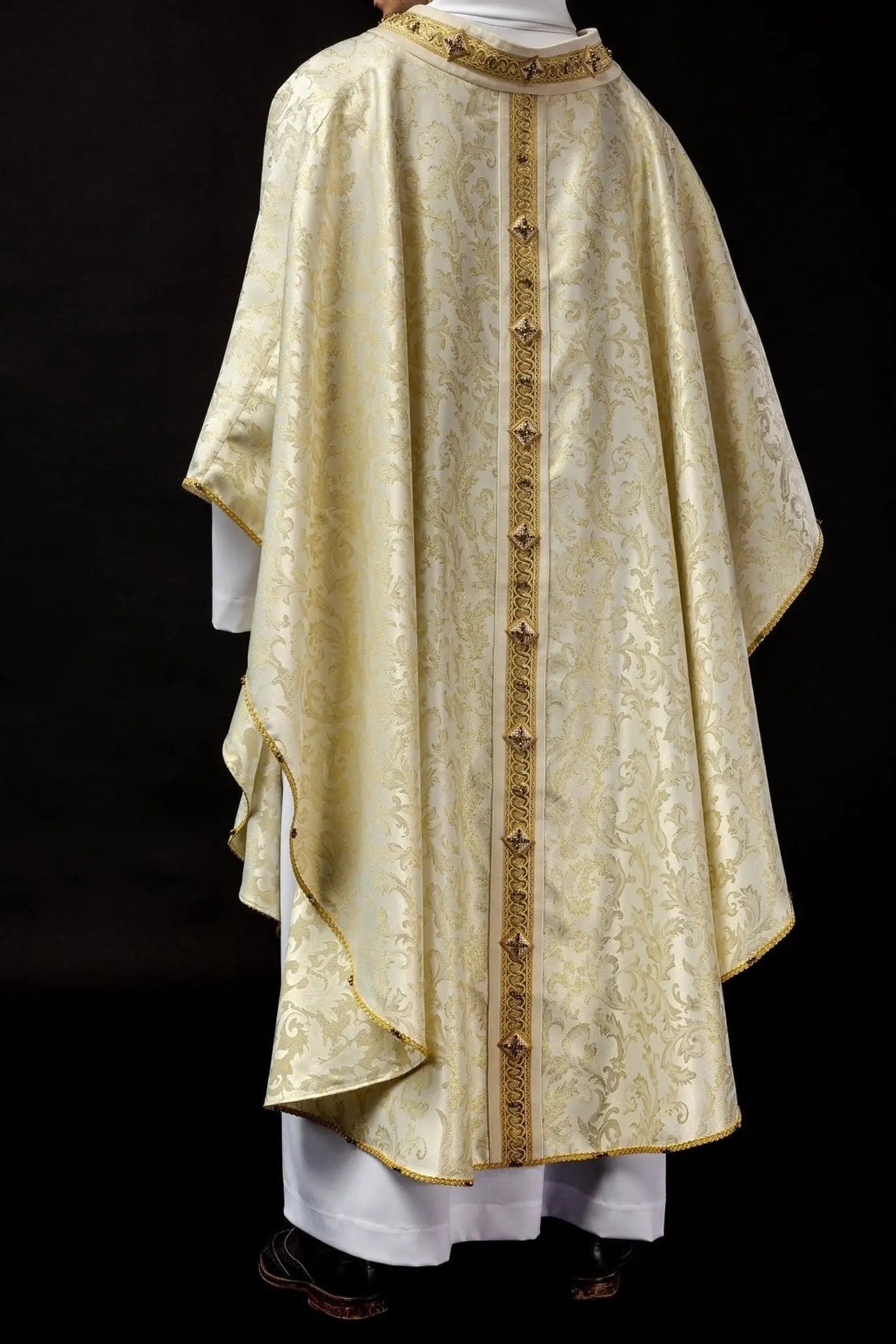 Chasuble faite main avec pierres naturelles – Collection Handmade 7003