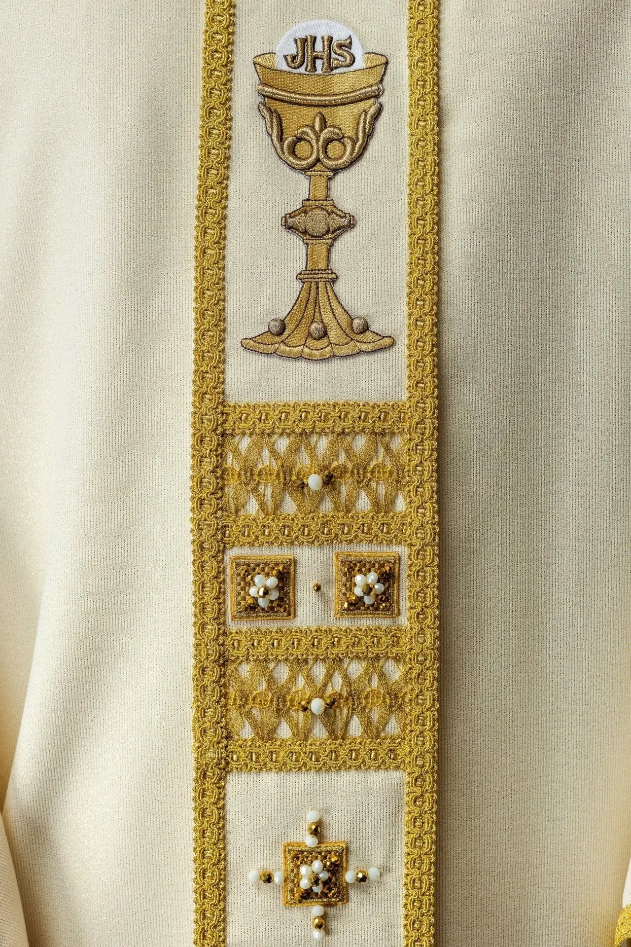 Handmade Chasuble with Natural Stones – Collection Handmade 7008