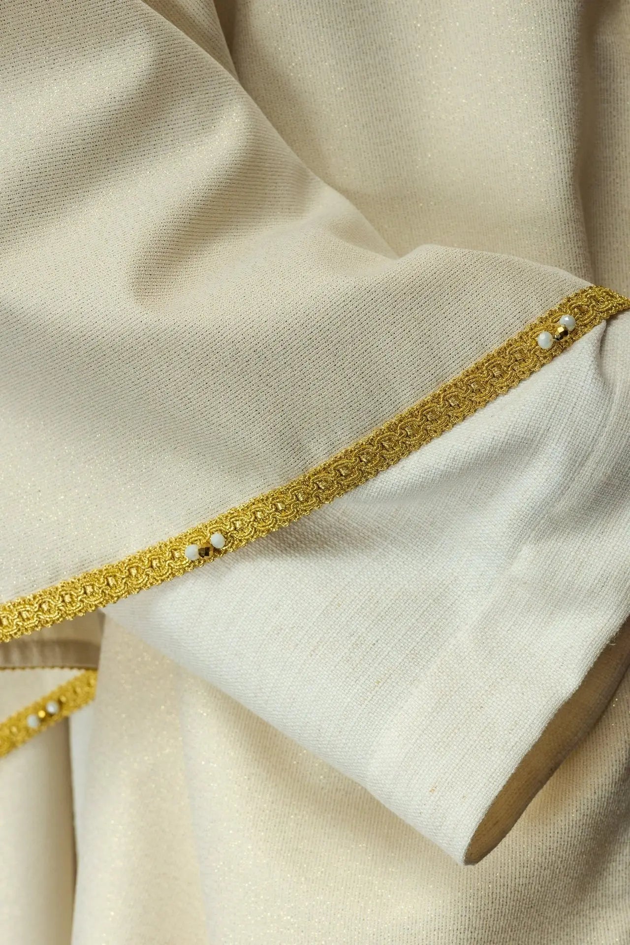 Handmade Chasuble with Natural Stones – Collection Handmade 7008