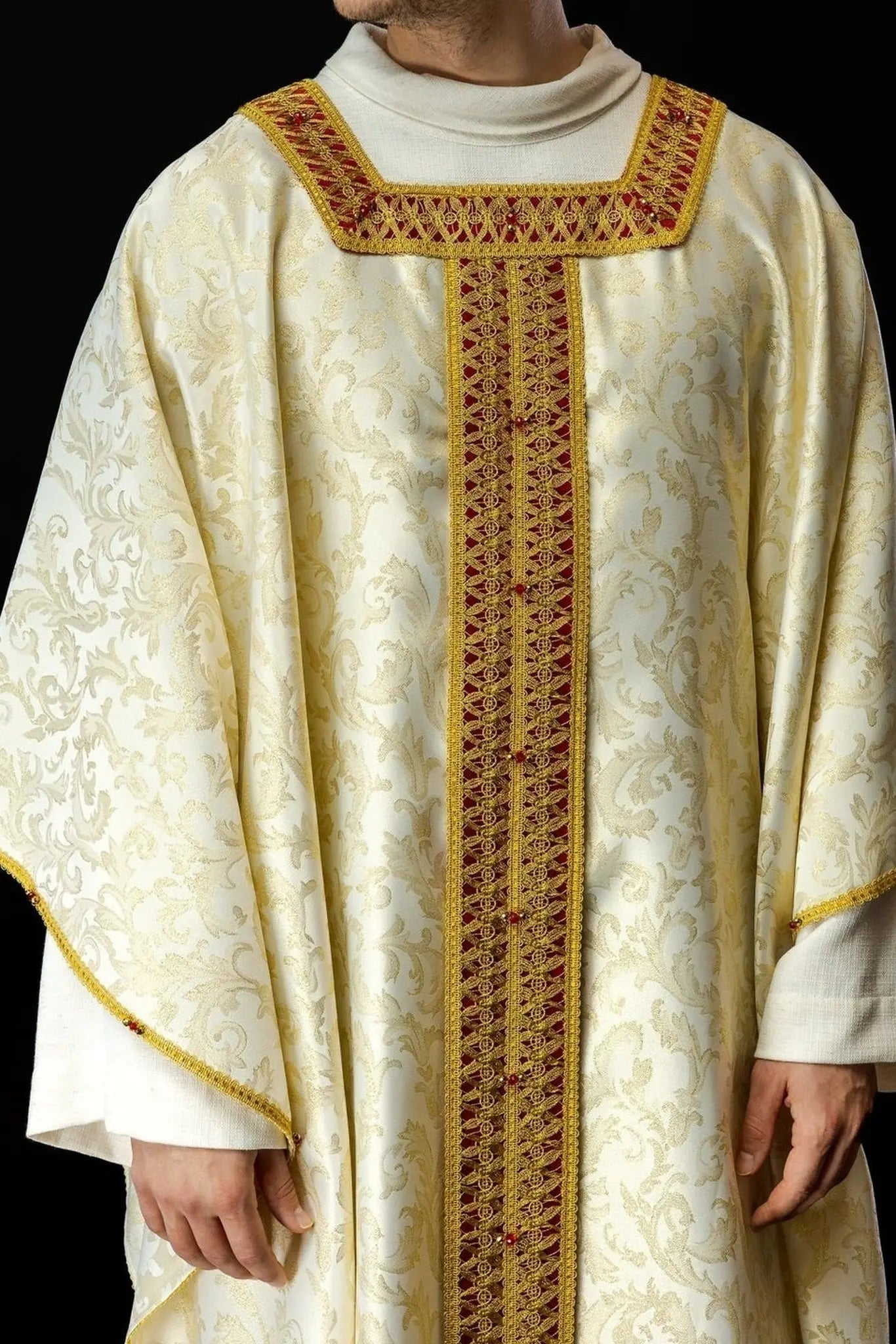 Handcrafted Liturgical Chasuble with Natural Stones – Model 7009