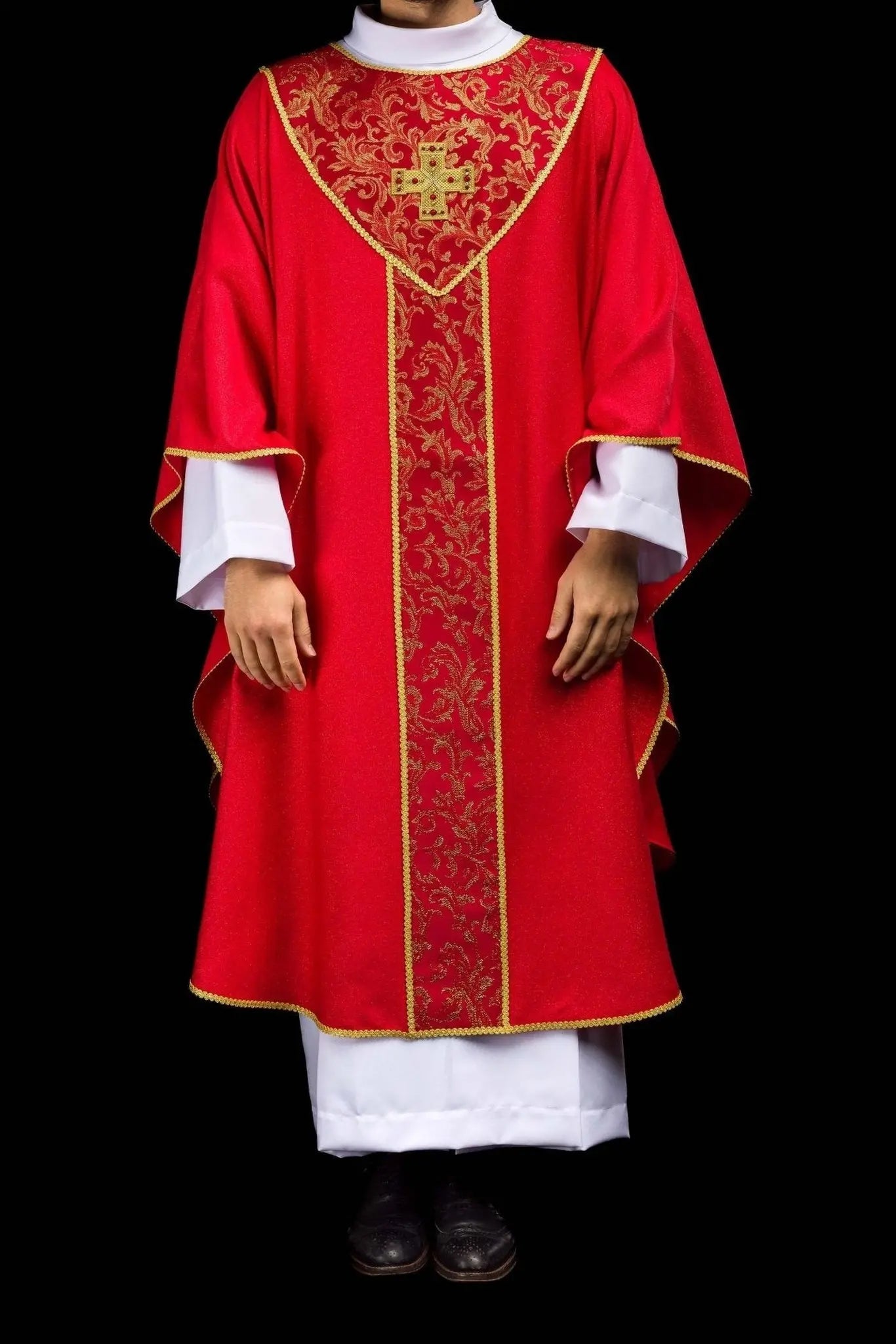 Red Chasuble with Cross and Jacquard Fabric - HAFTINA ATELIER