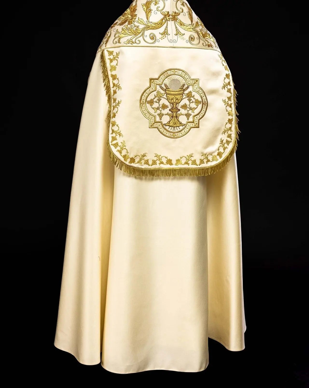 Roman Satin Cope – Ecru with Embroidered Eucharistic Chalice