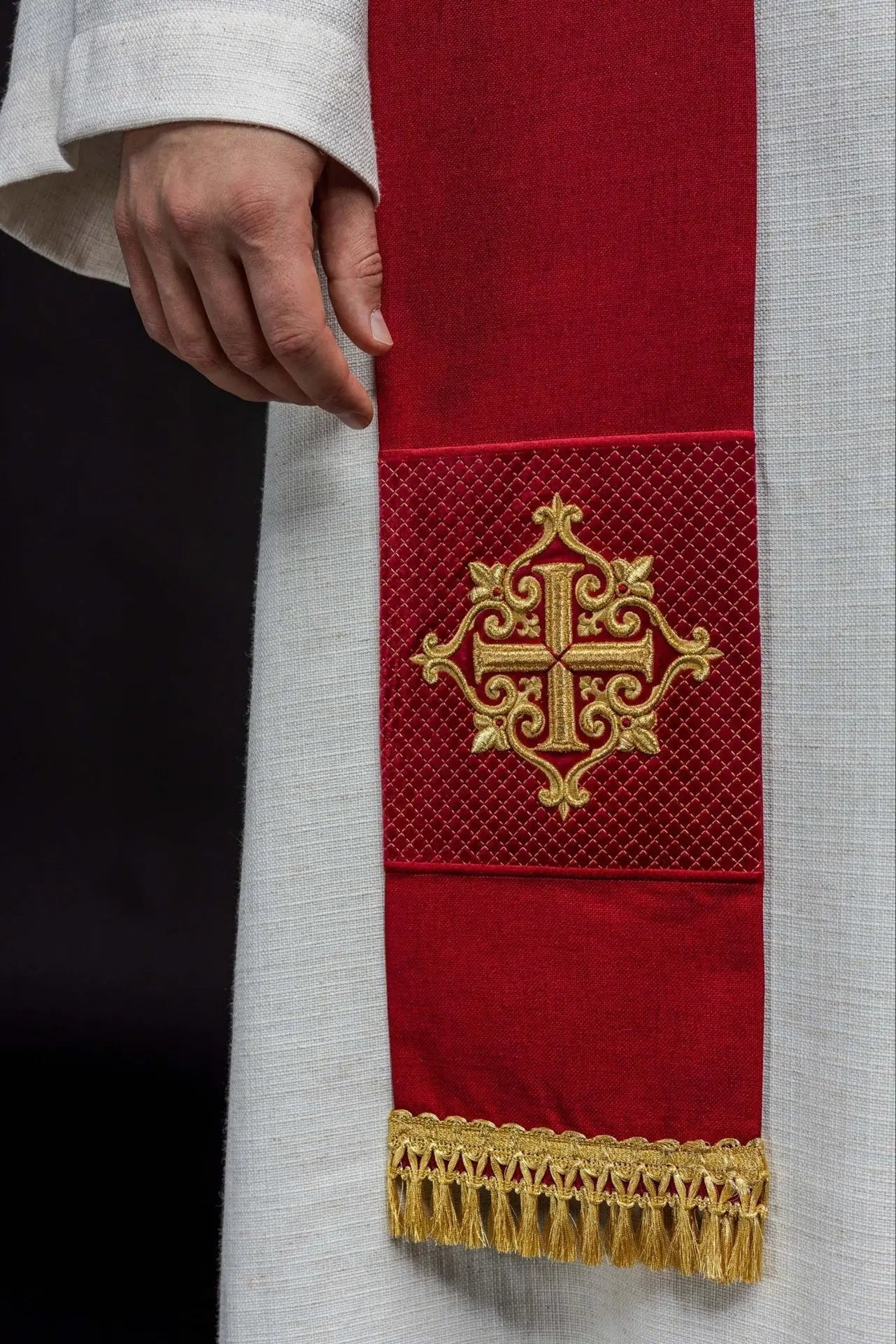 Étole en velours rouge