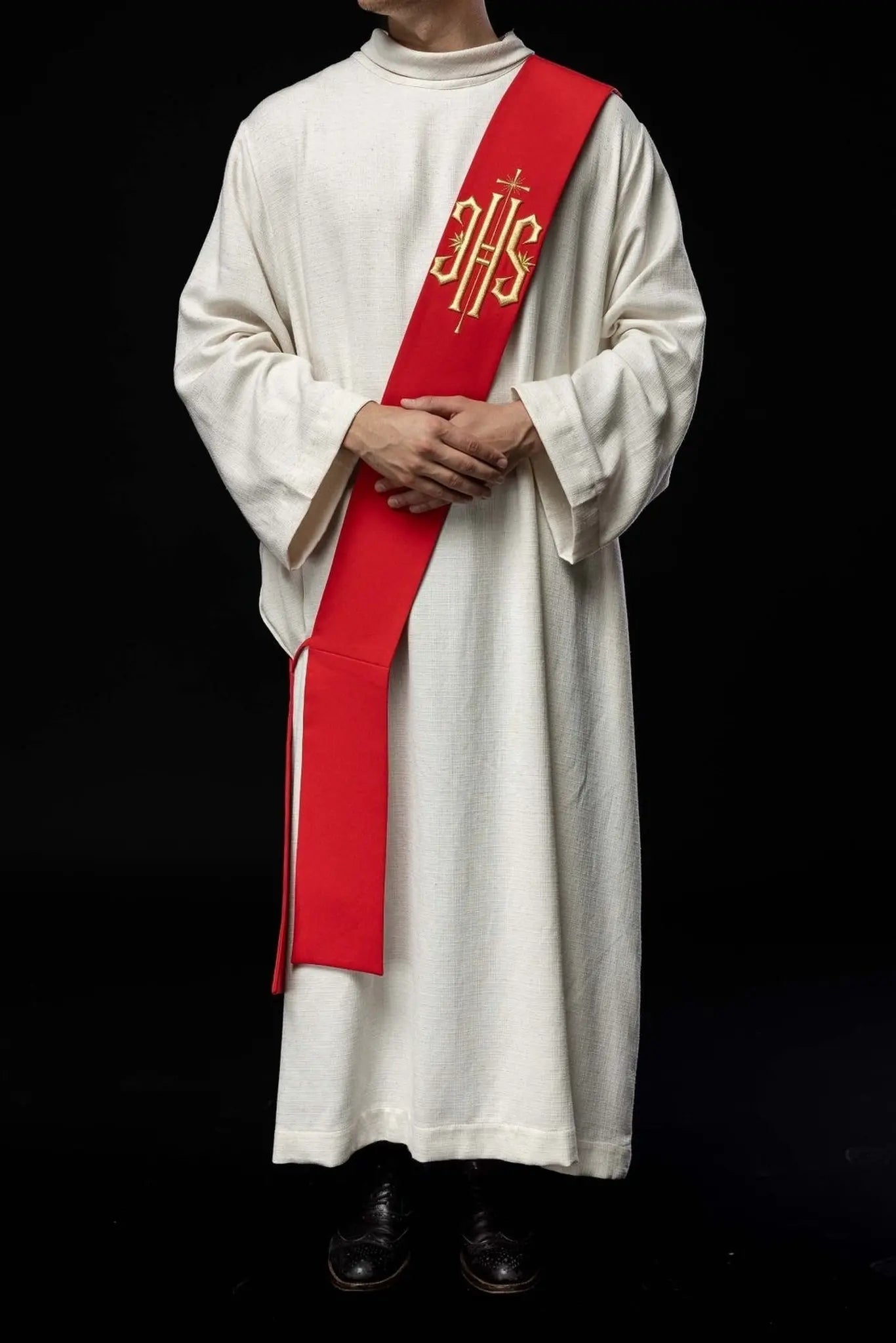 Étole diaconale brodée IHS avec croix