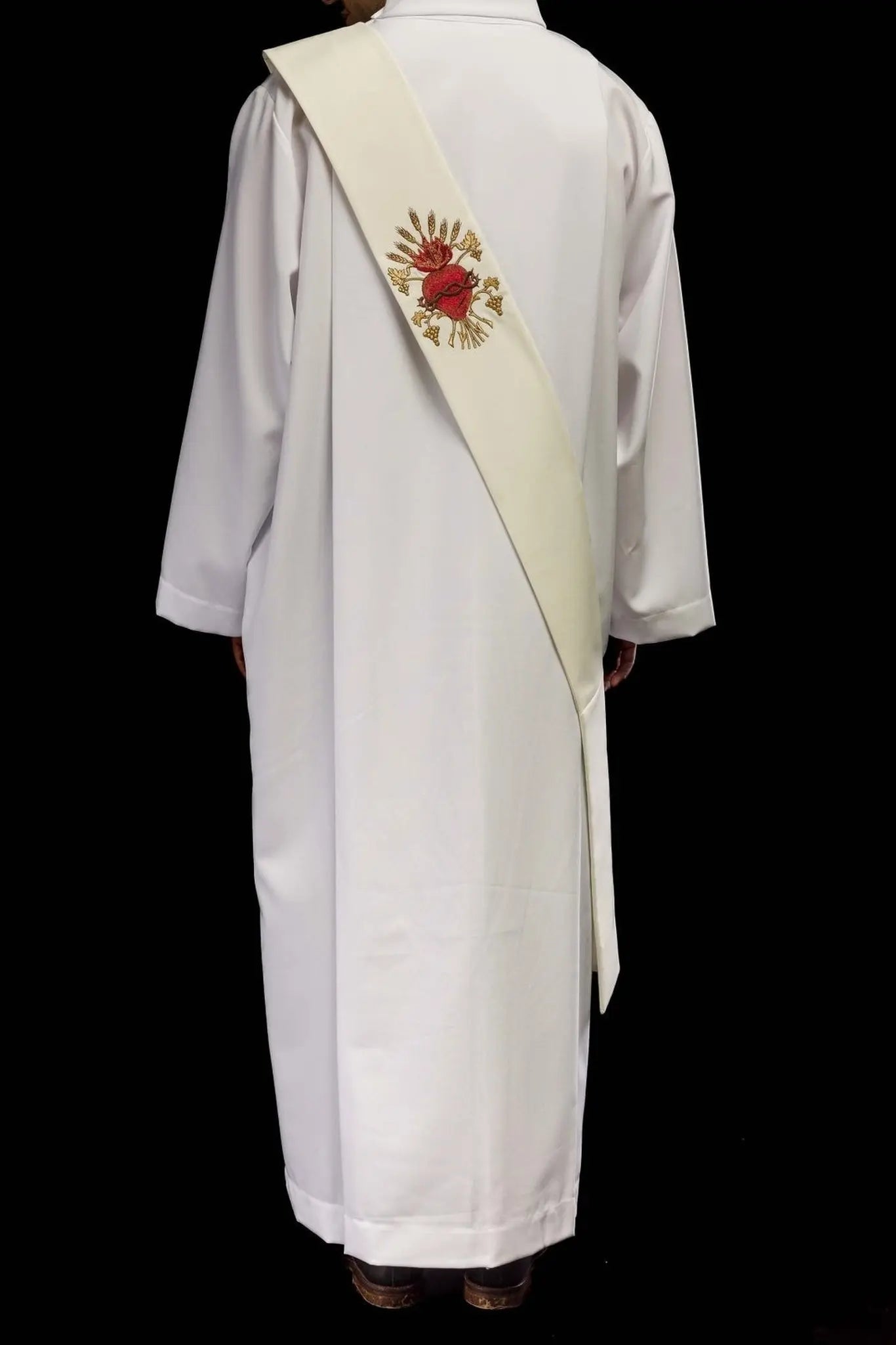 Diaconate stole with embroidery of the Heart of Jesus