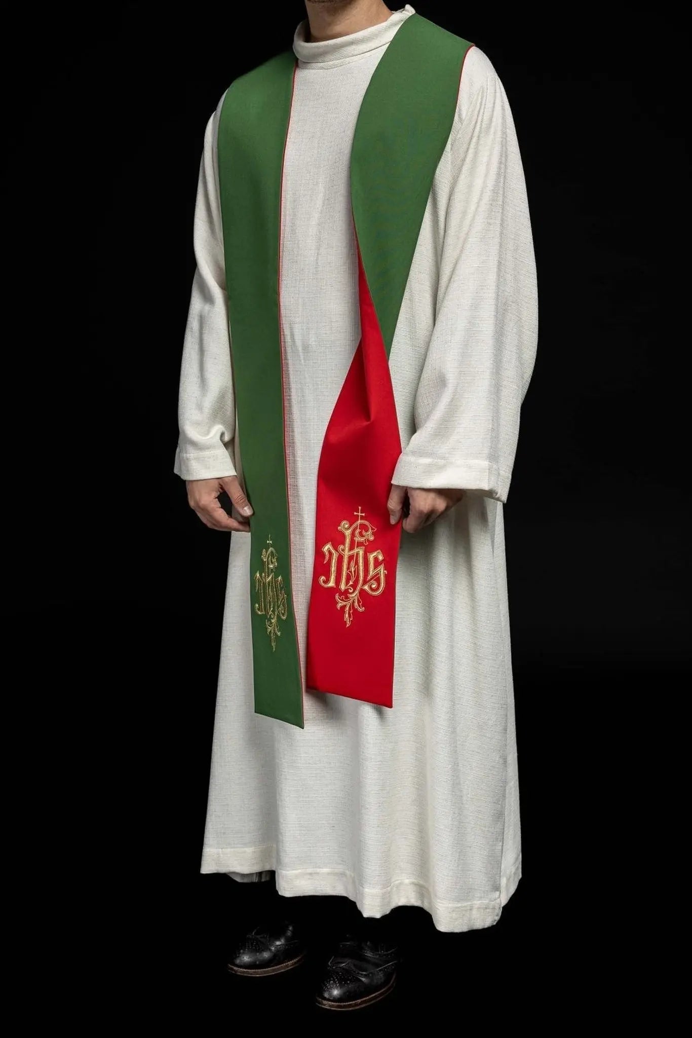 Two-sided embroidered stole IHS green-red