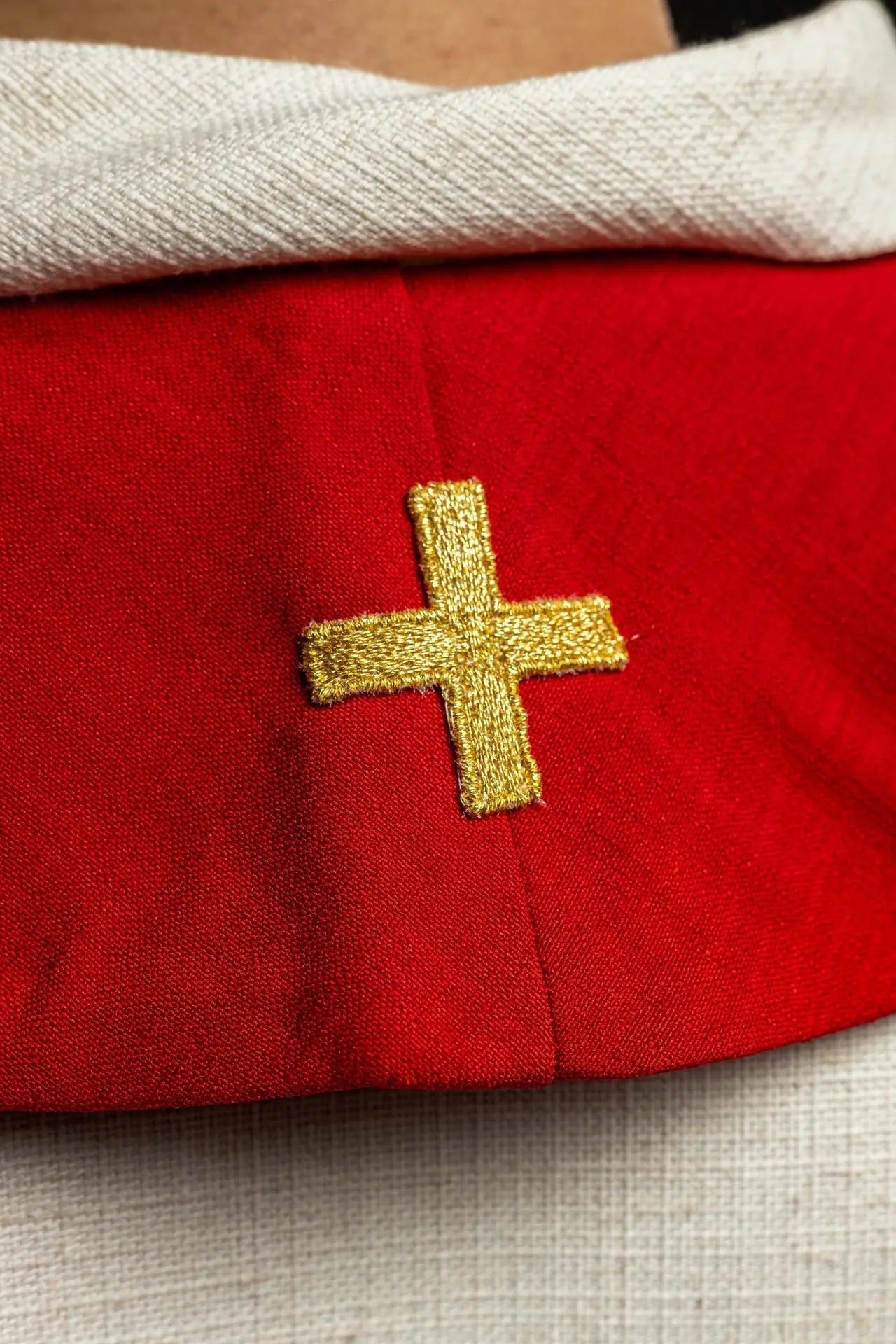Embroidered stole Holy Spirit, cross and tongues of fire Red
