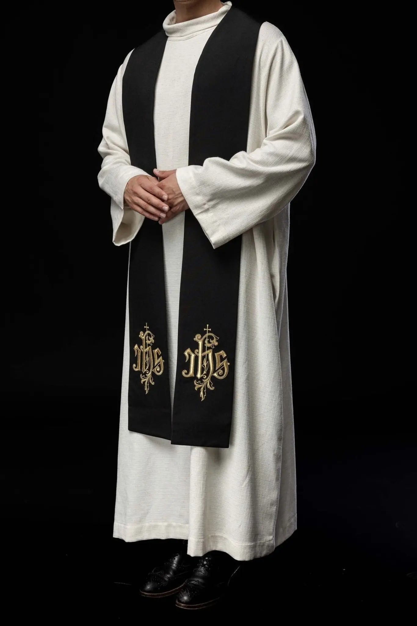 IHS embroidered stole