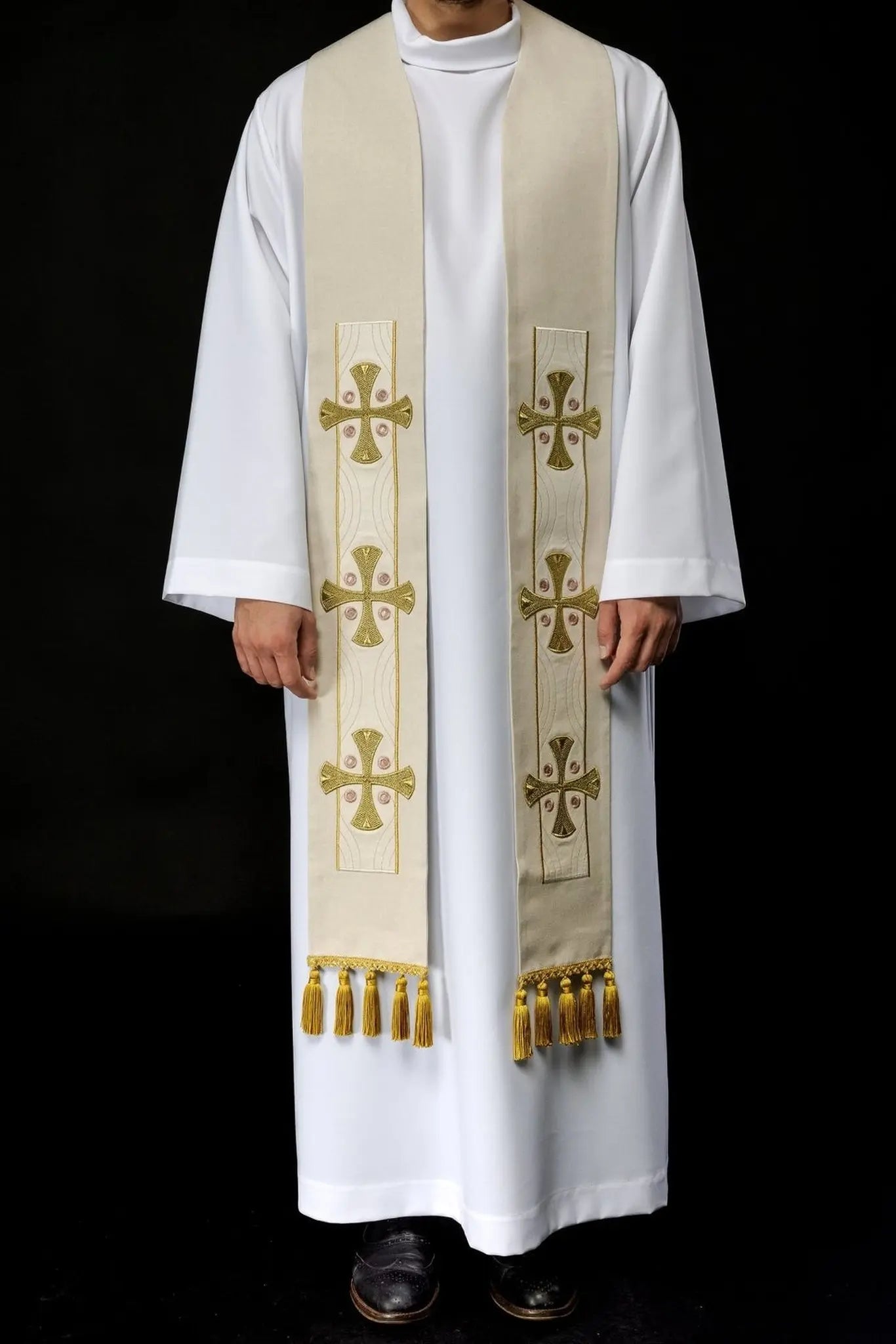 Embroidered stole with ecru crosses