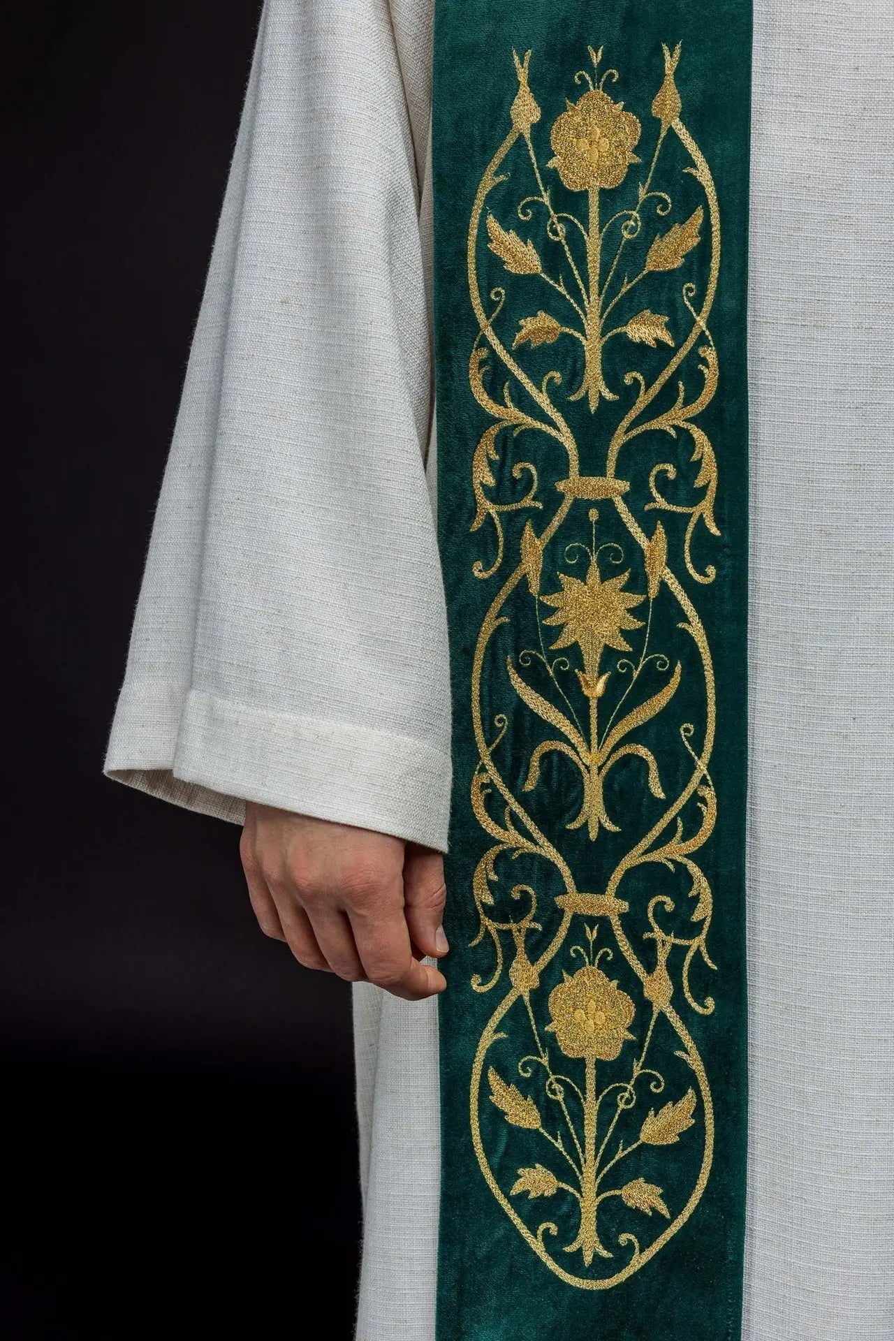 Green Embroidered Stole with IHS